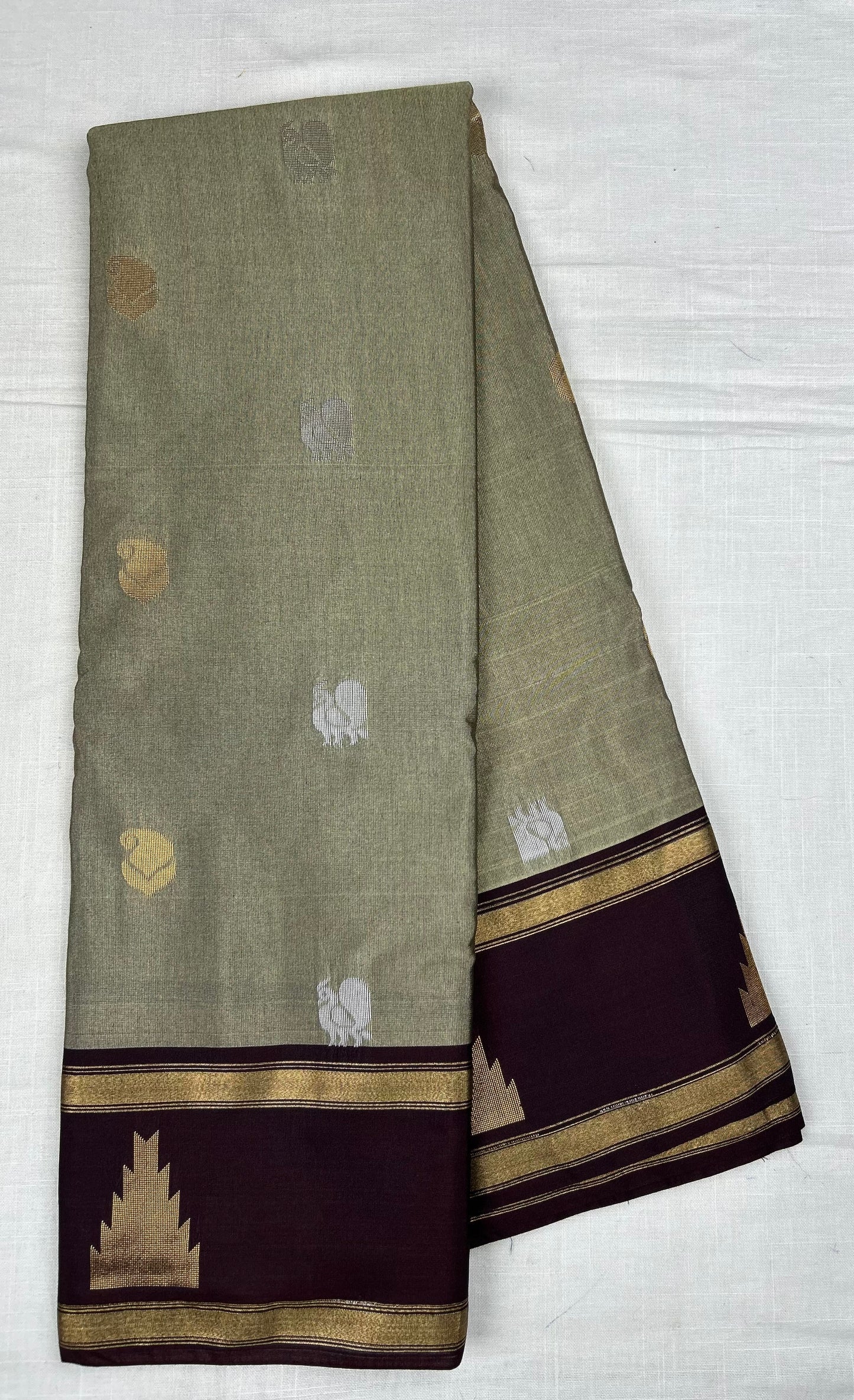 Semi Gadwal Vintage Saree