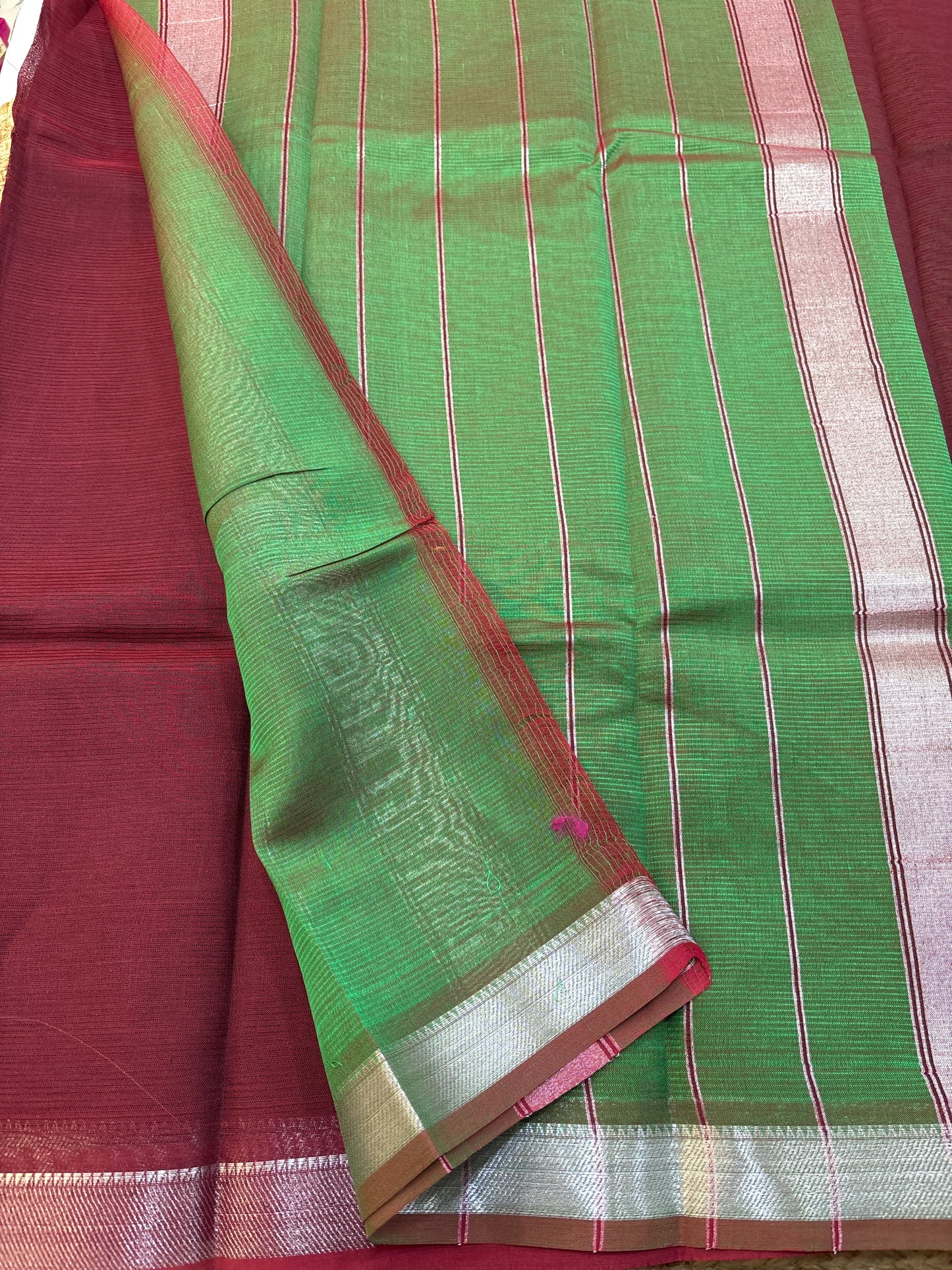 Mangalgiri Silk small border Saree