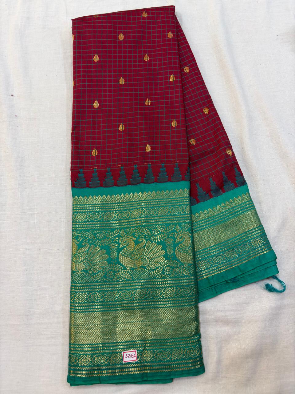 Semi Gadwal Checks Saree