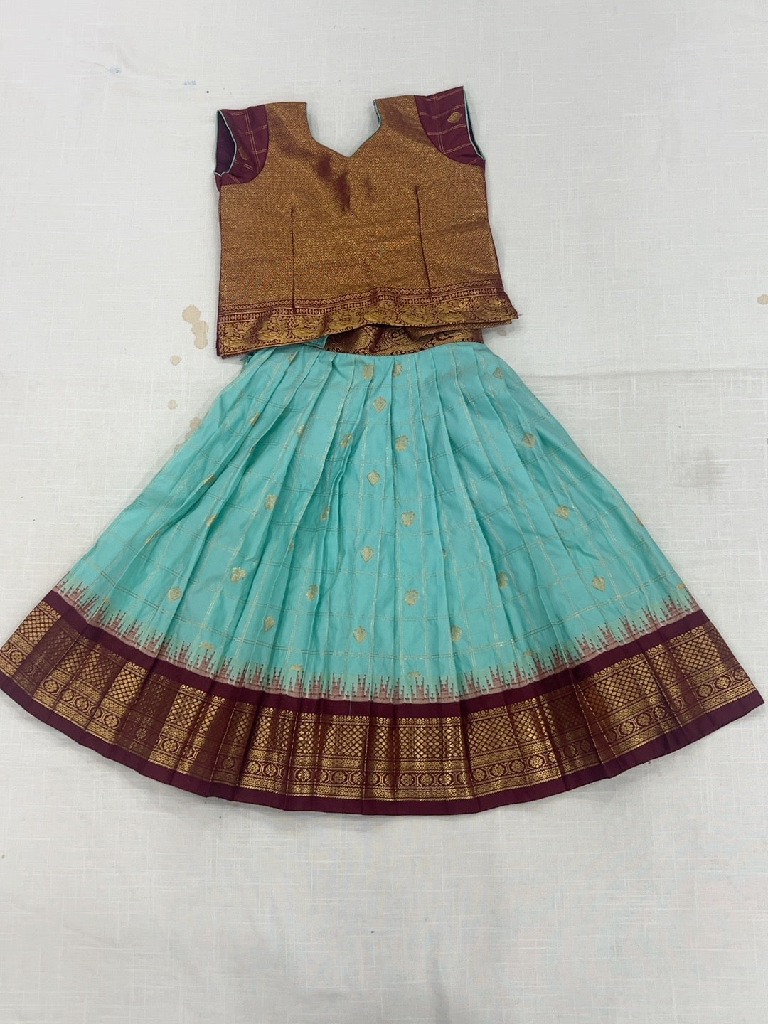 Kid’s lehenga Stitched
