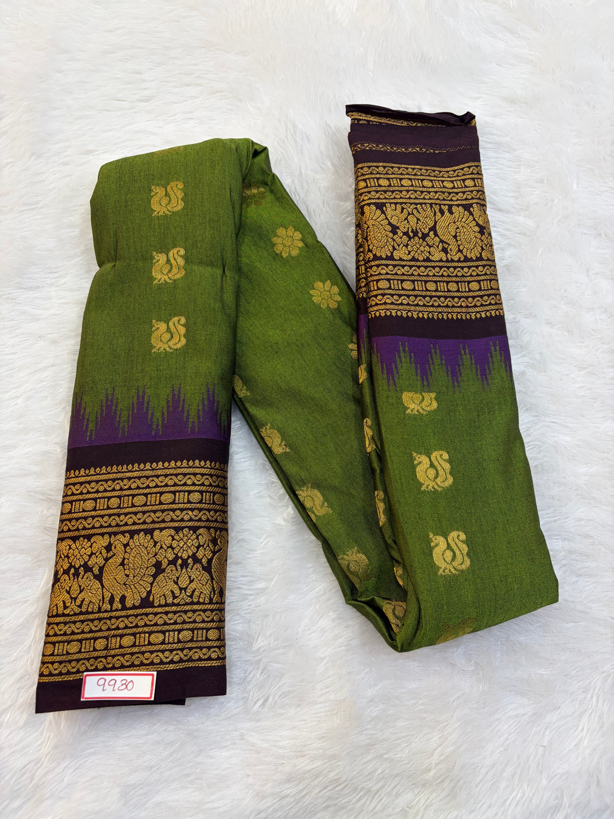 Semi Gadwal Sico Small Border Saree