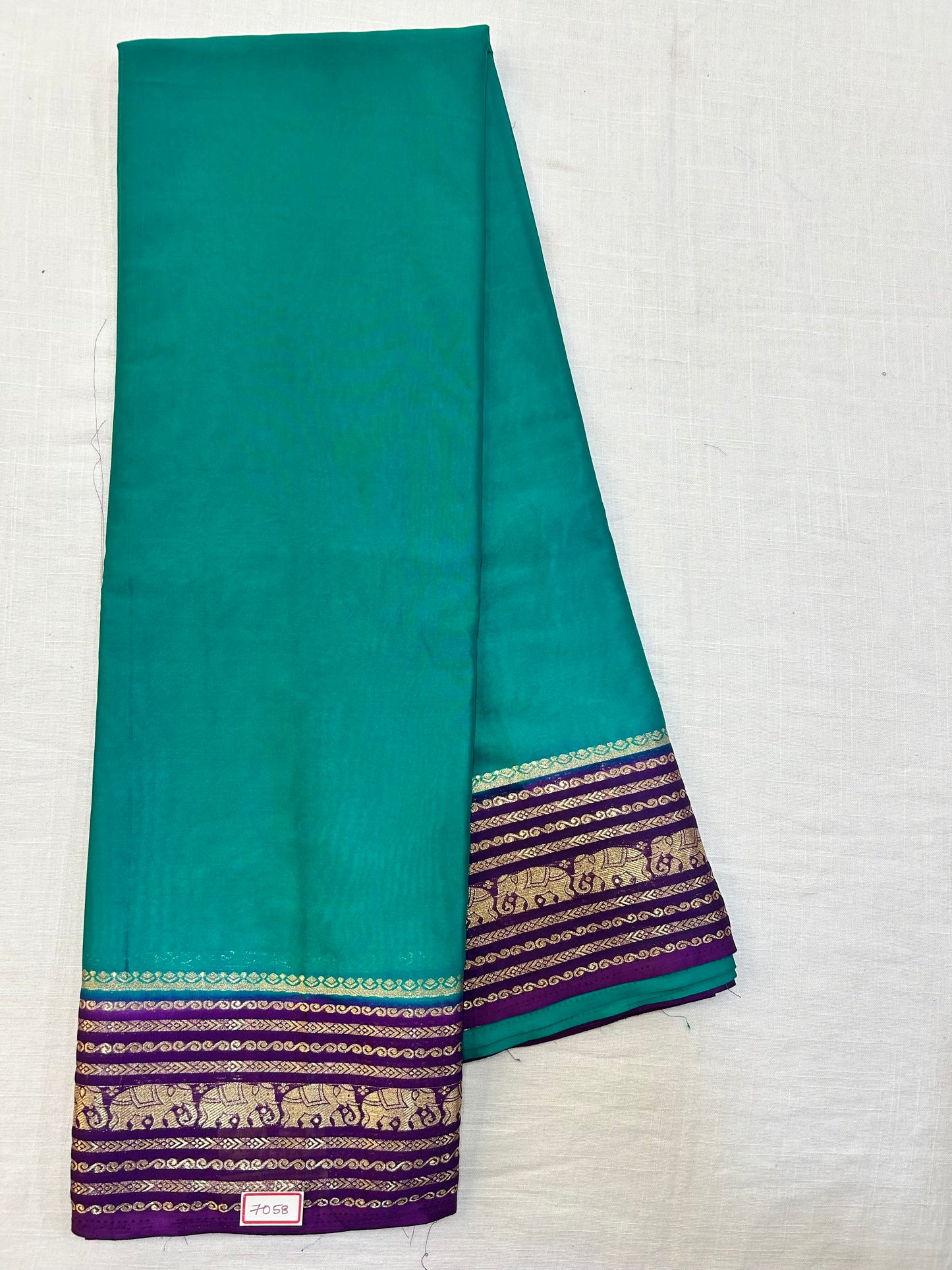 Mysore Crepe medium borders