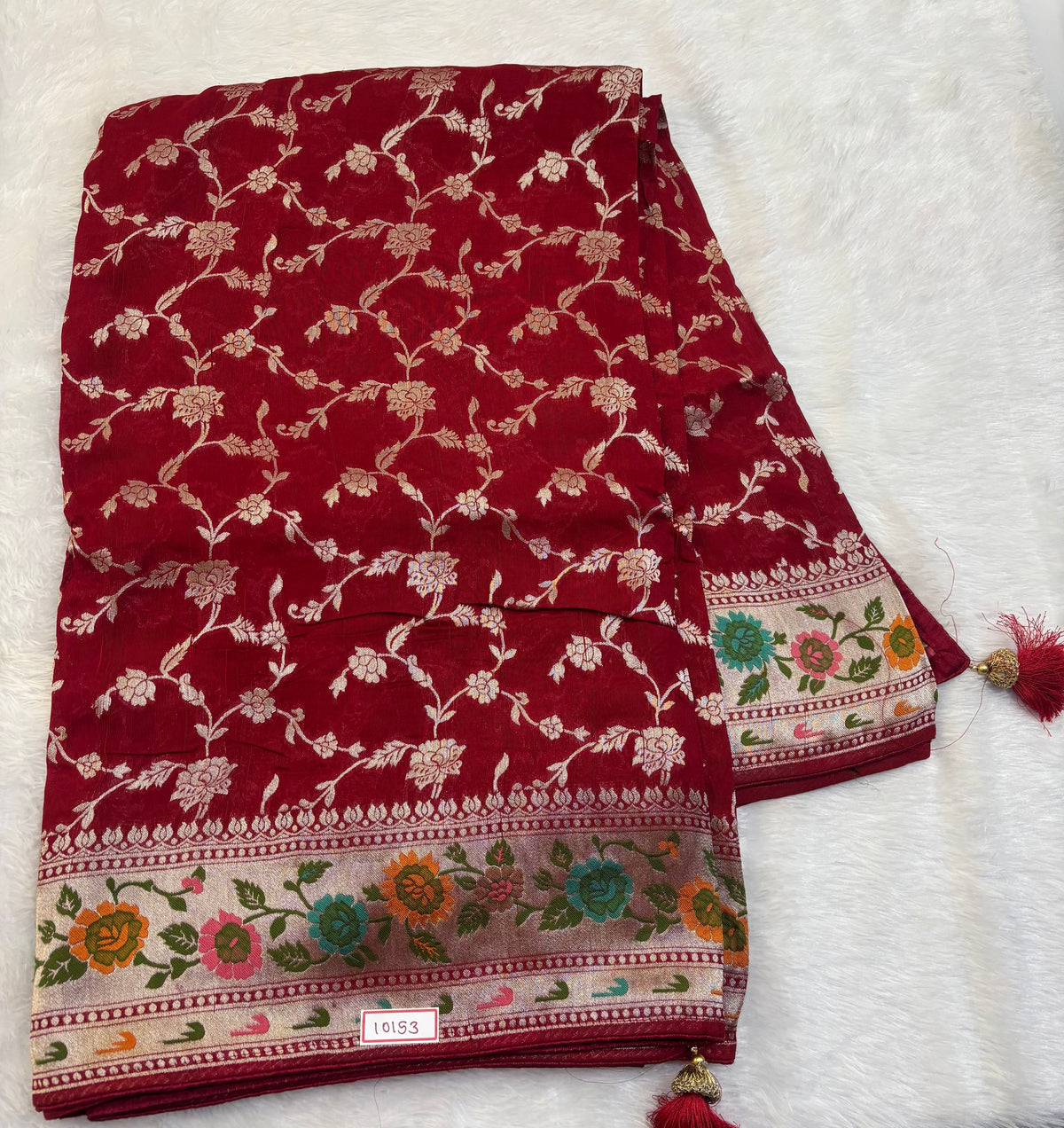 Moonga Paithani saree
