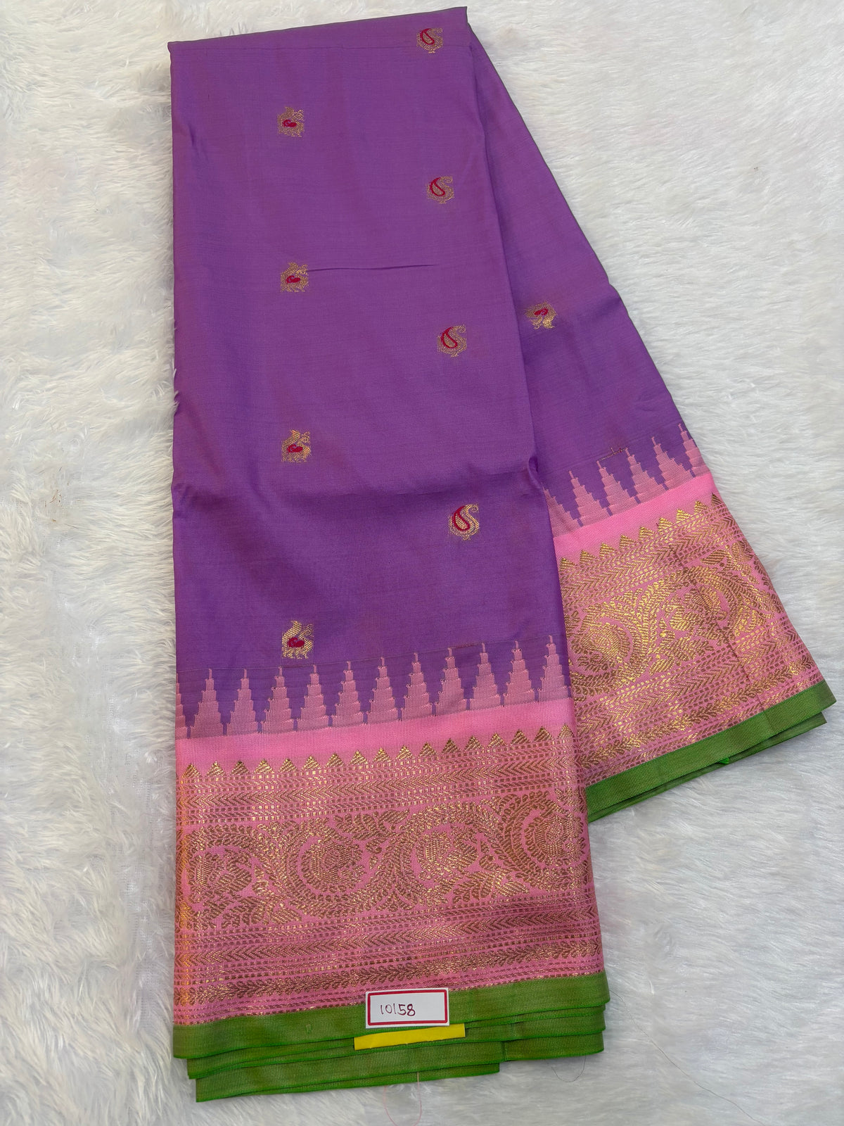 Semi Gadwal small borders