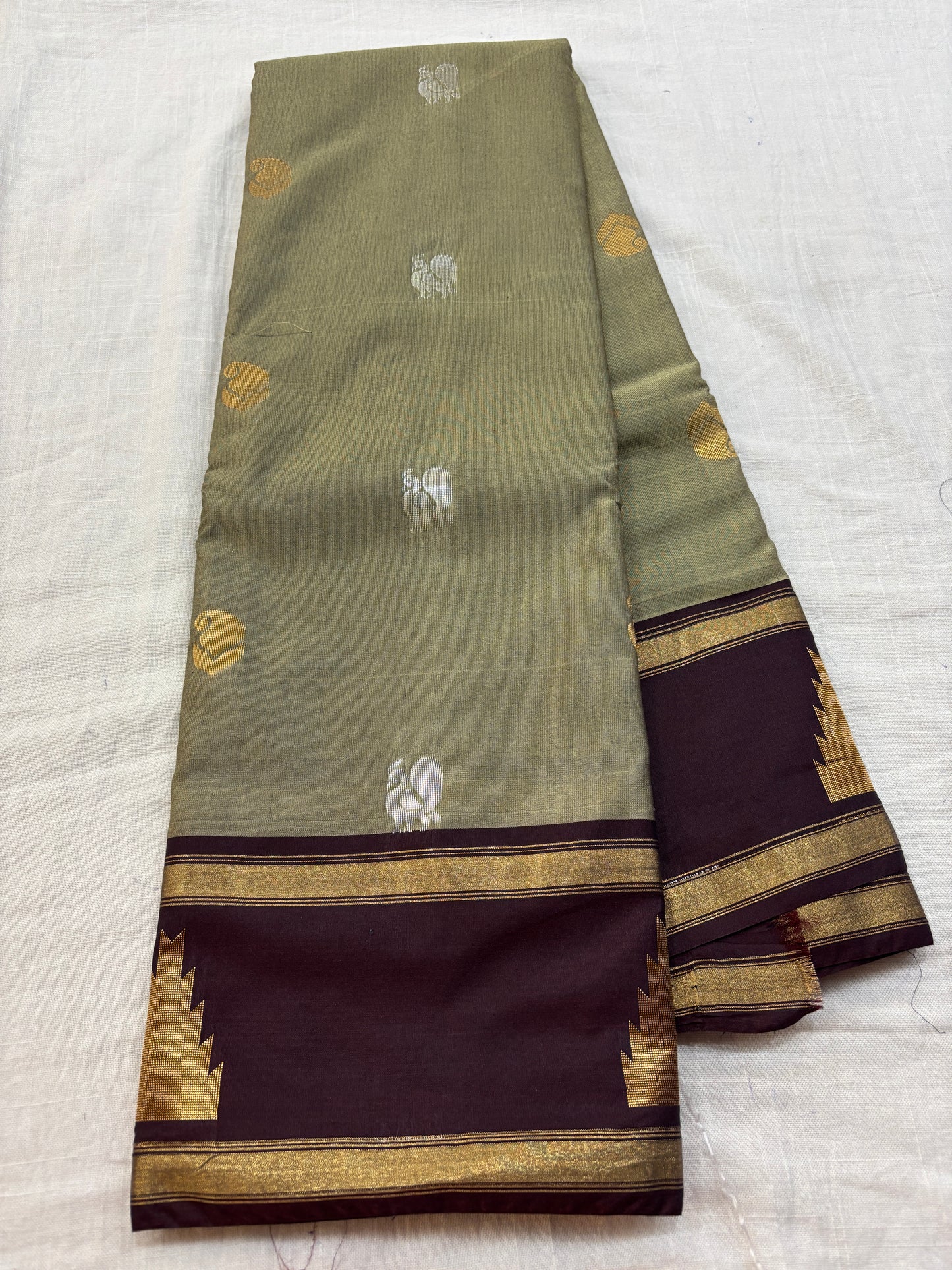 Semi Gadwal Vintage Saree