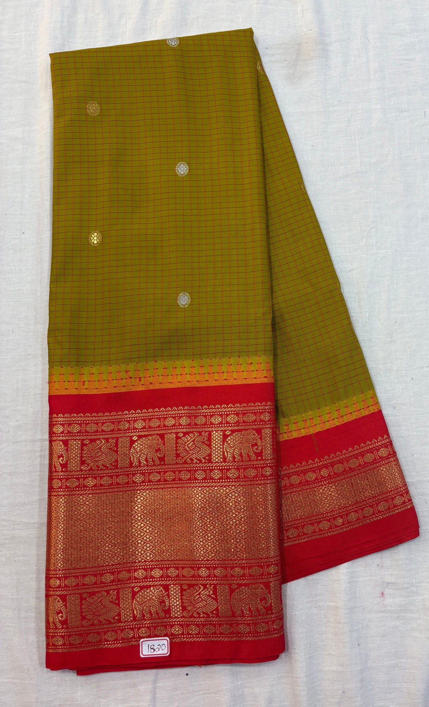 Semi Gadwal Checks Silk Saree