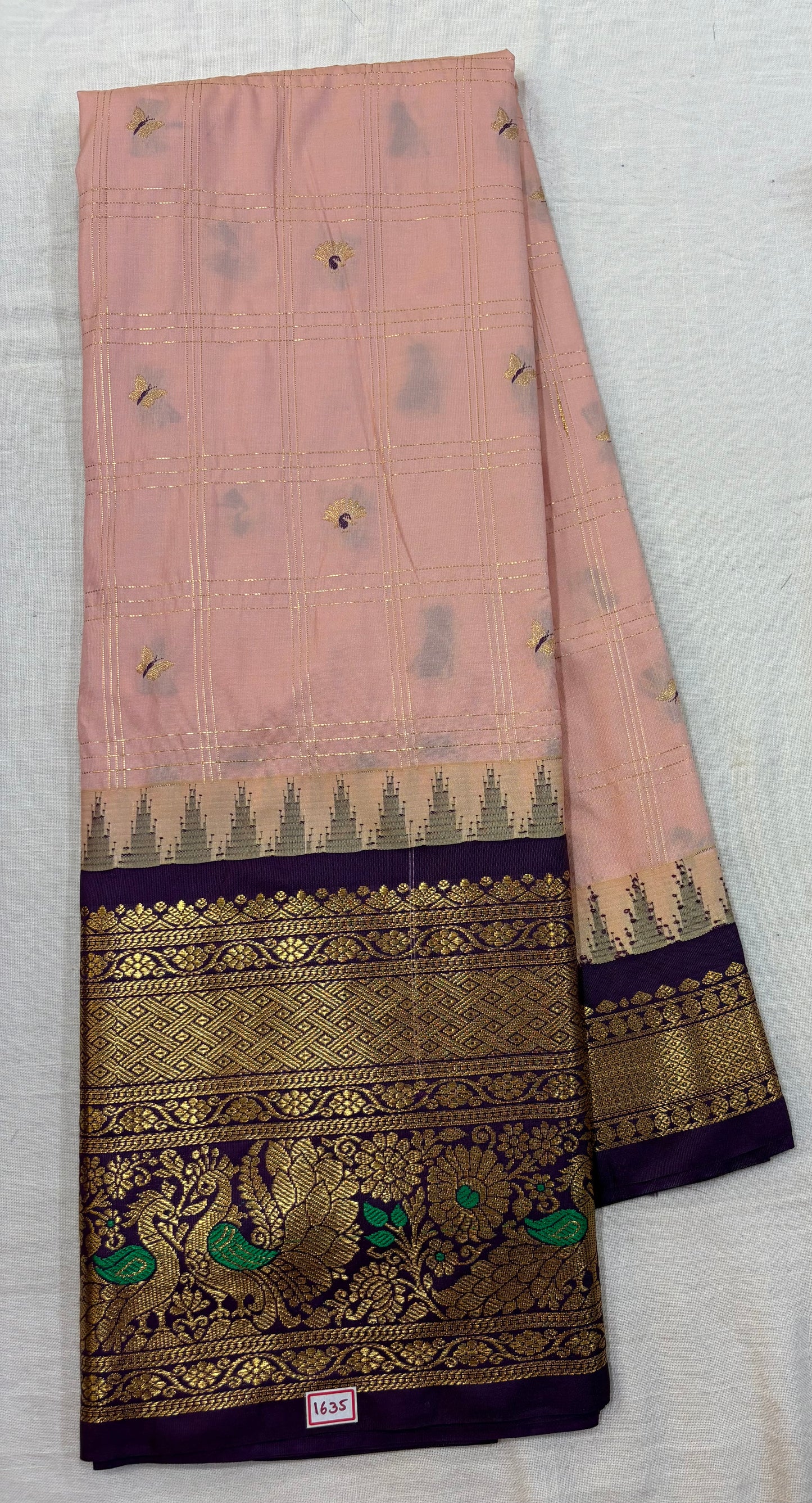 Semi Gadwal Checks Saree