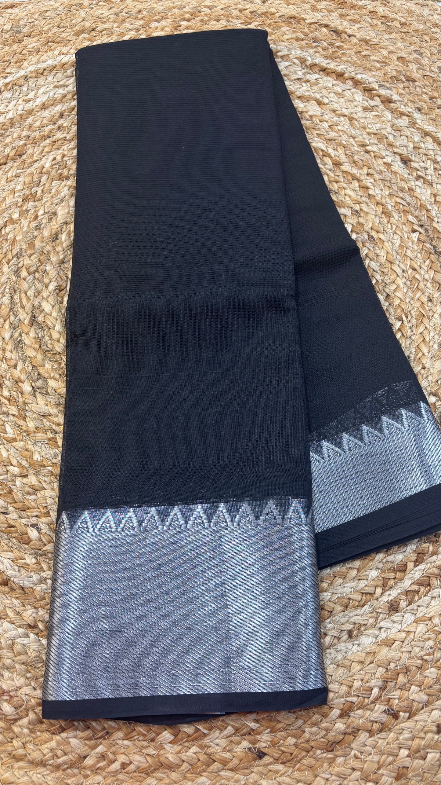 Mangalgiri Medium Border