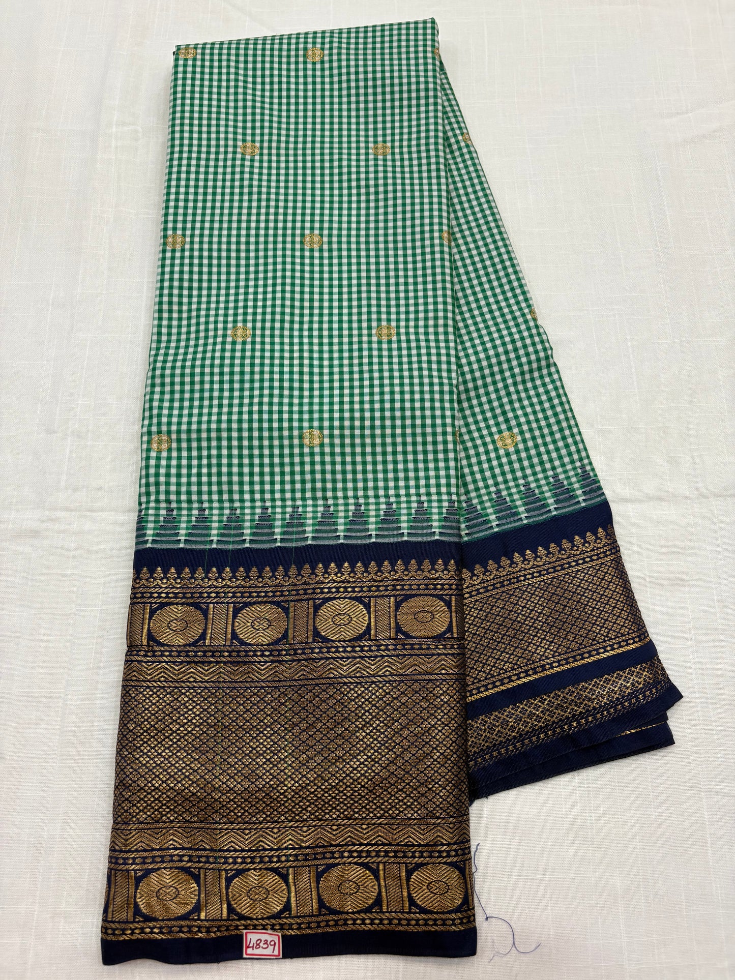 Semi Gadwal Checks Sarees