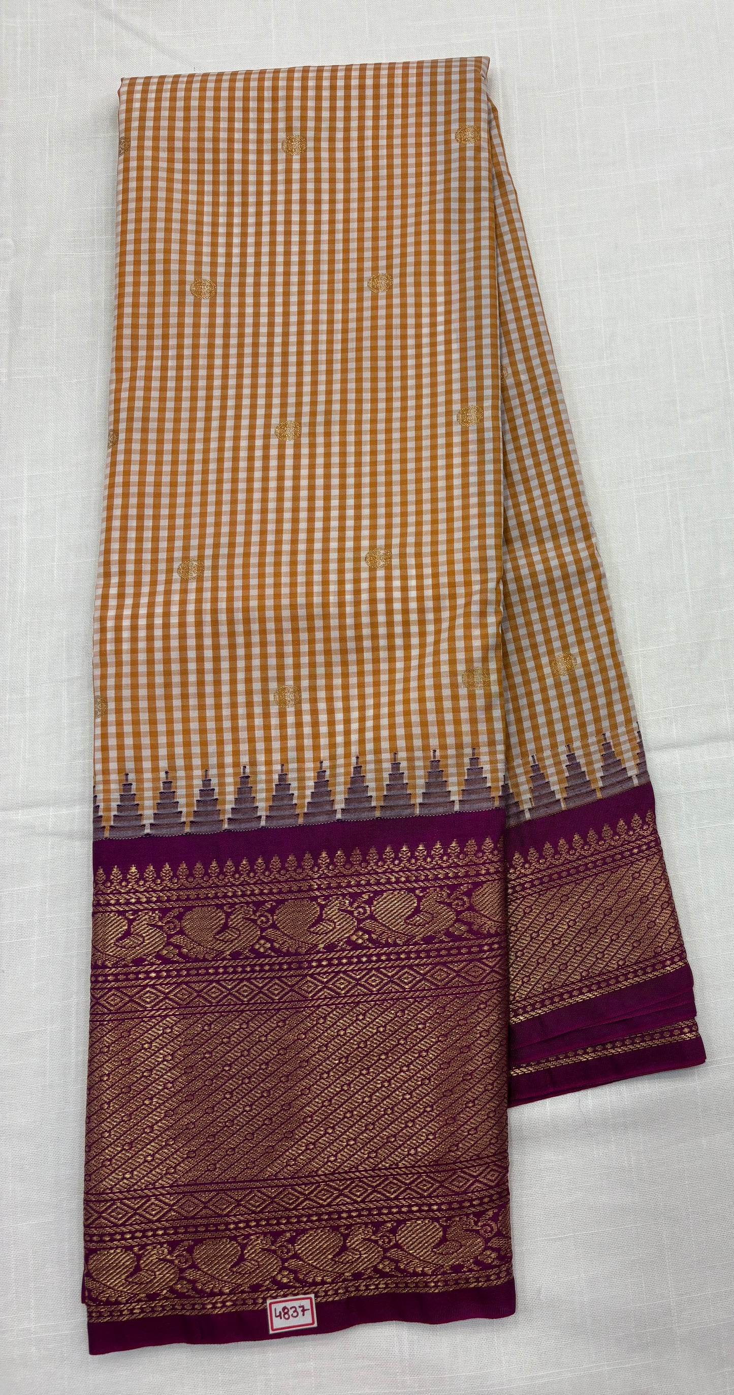 Semi Gadwal Checks Sarees