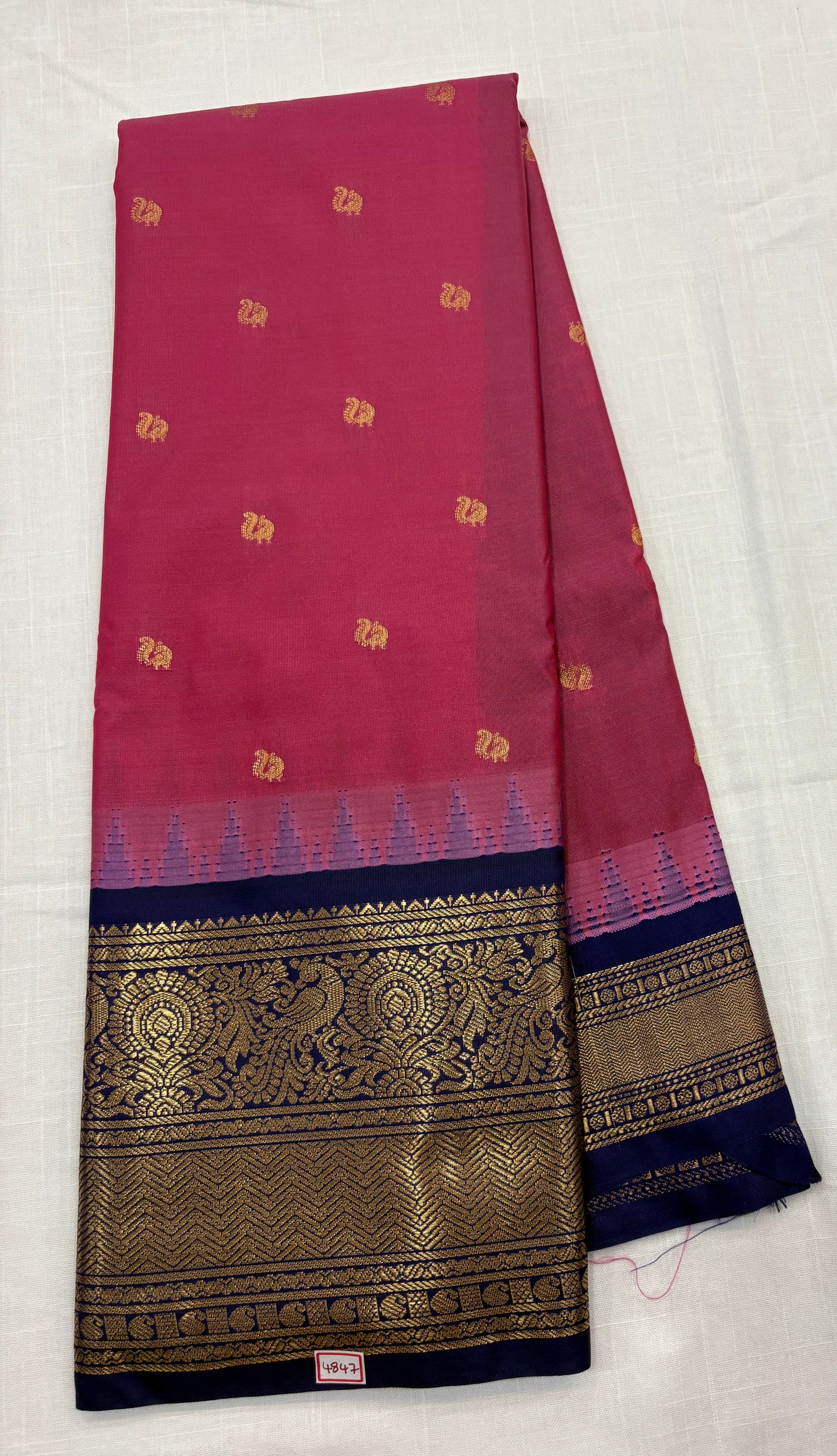Semi Gadwal Saree