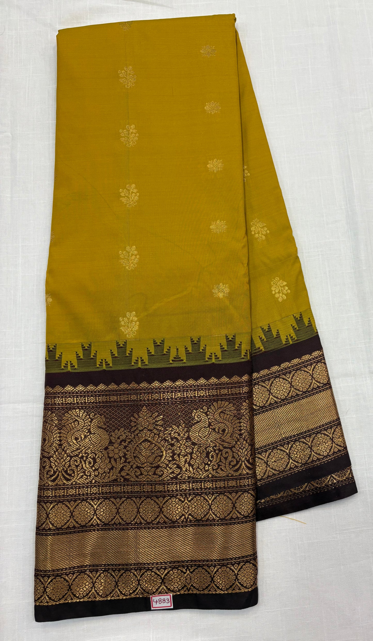 Semi Gadwal Saree