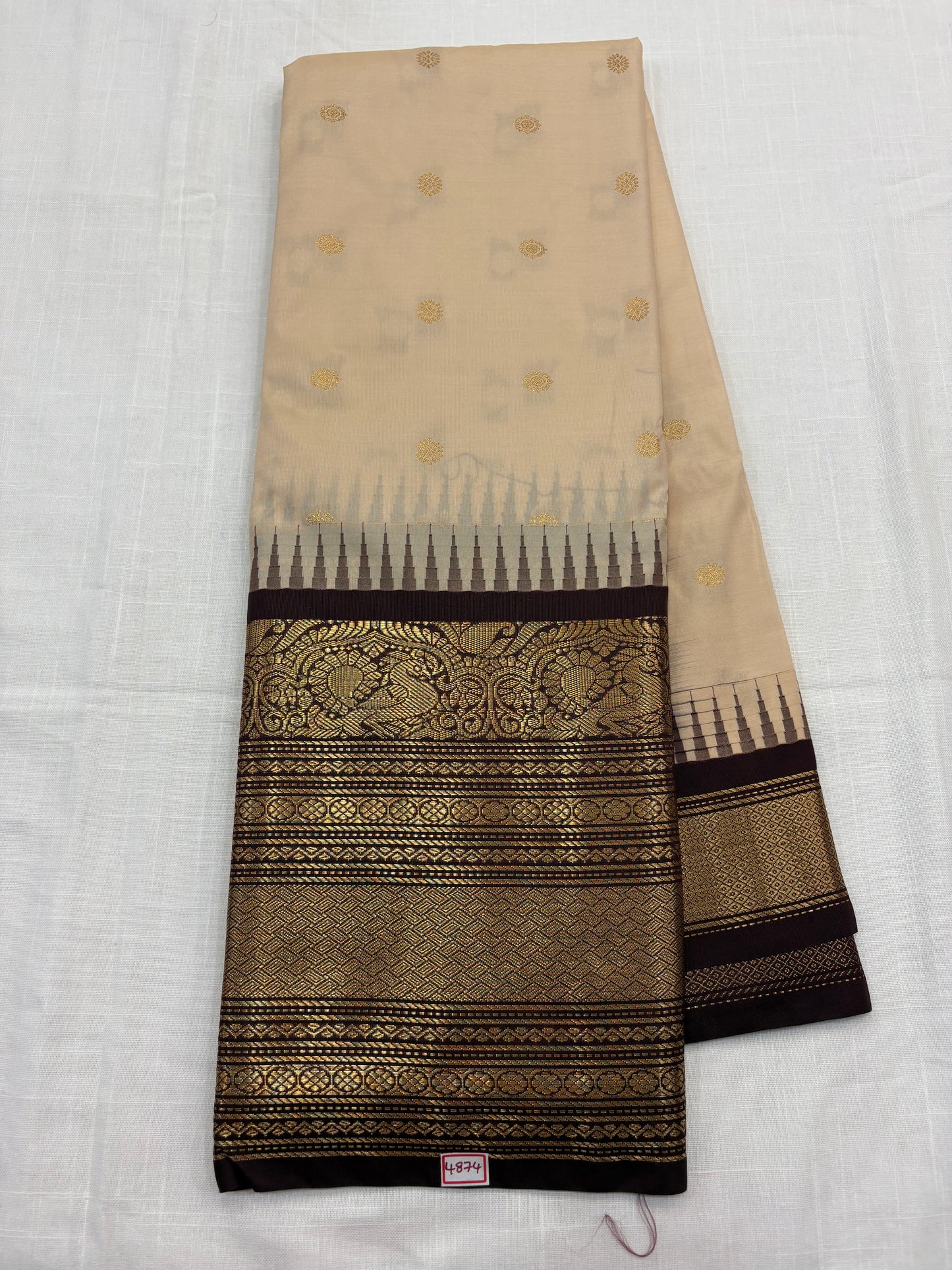 Semi Gadwal Saree