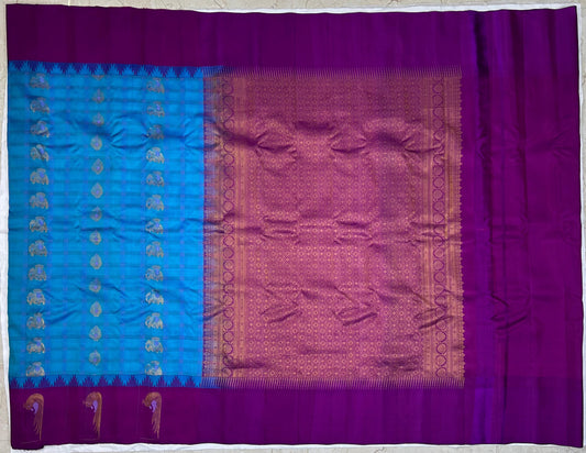 Pure Gadwal Pattu Saree - Muniya Design