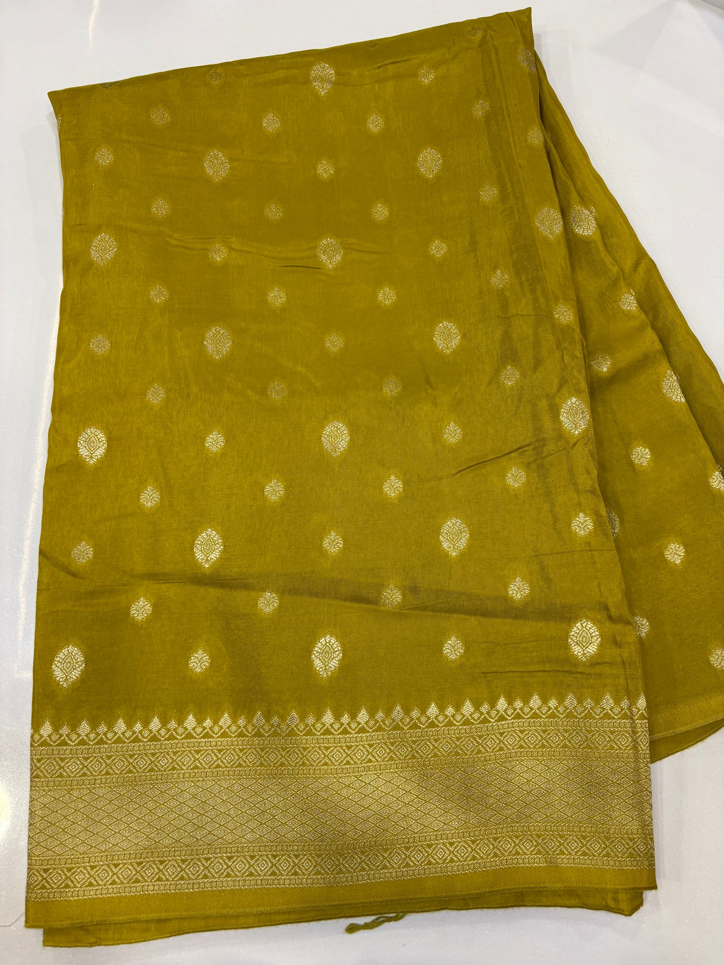 Russian Crepe saree