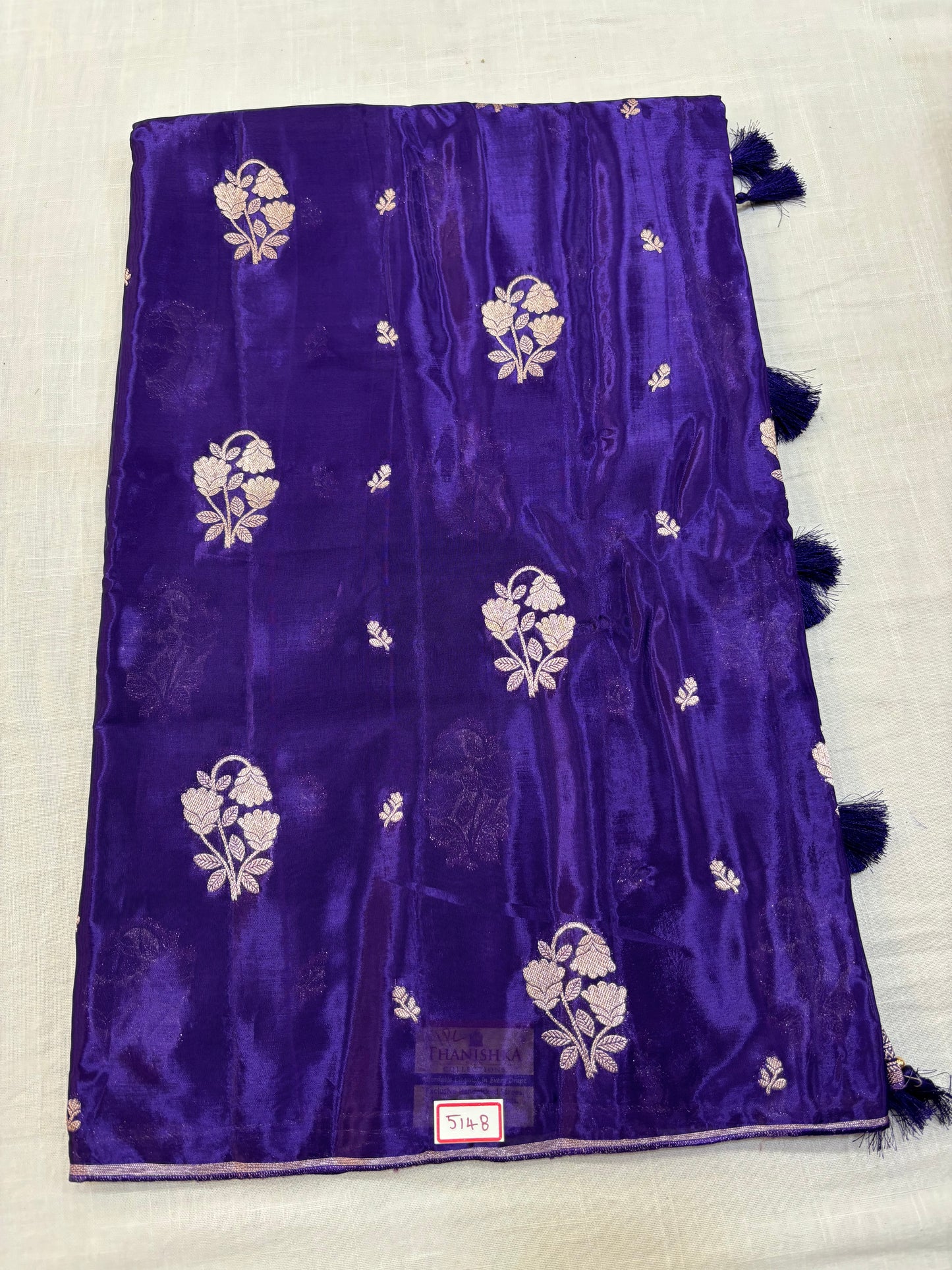 Banaras HO saree