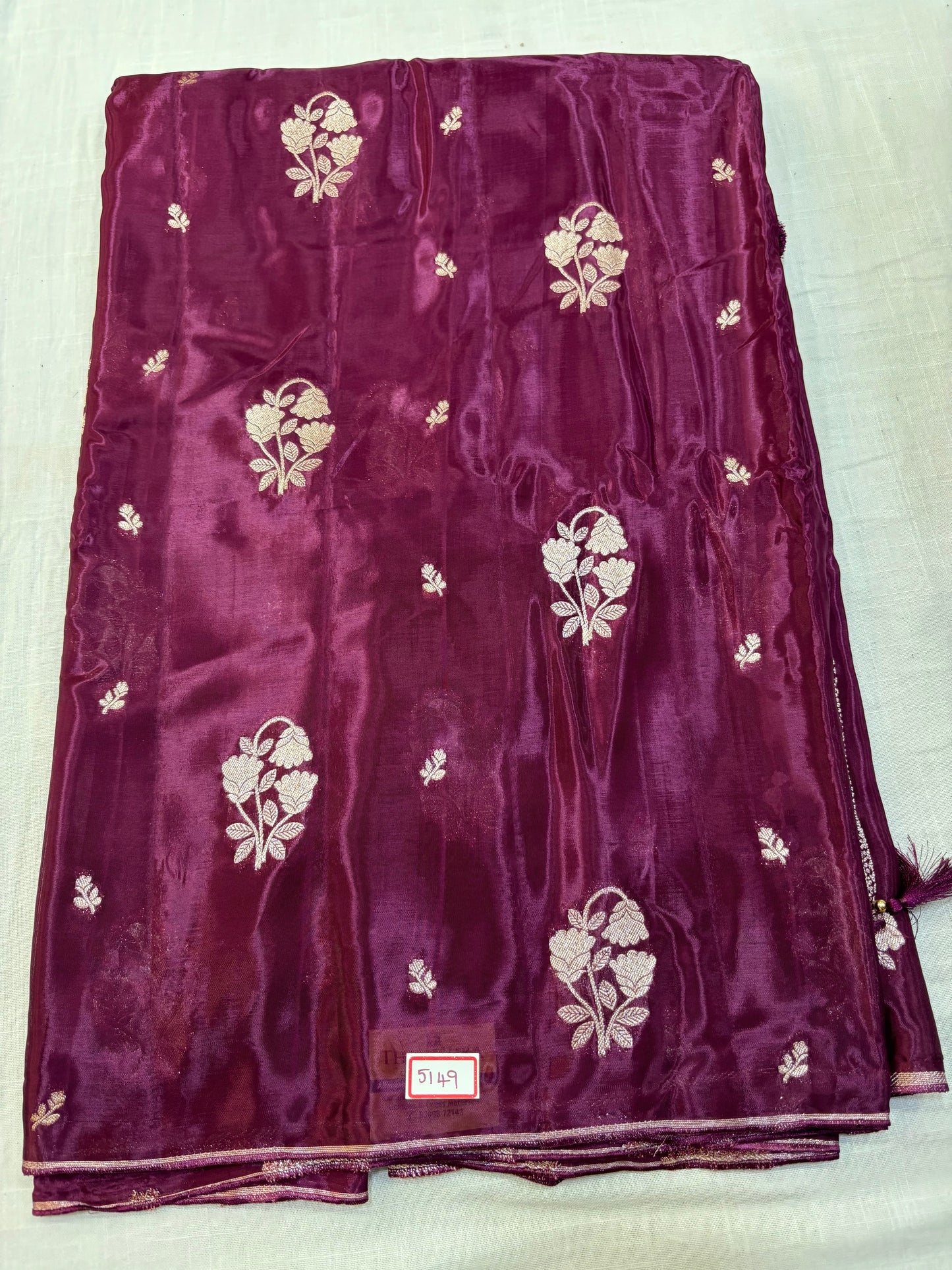 Banaras HO saree