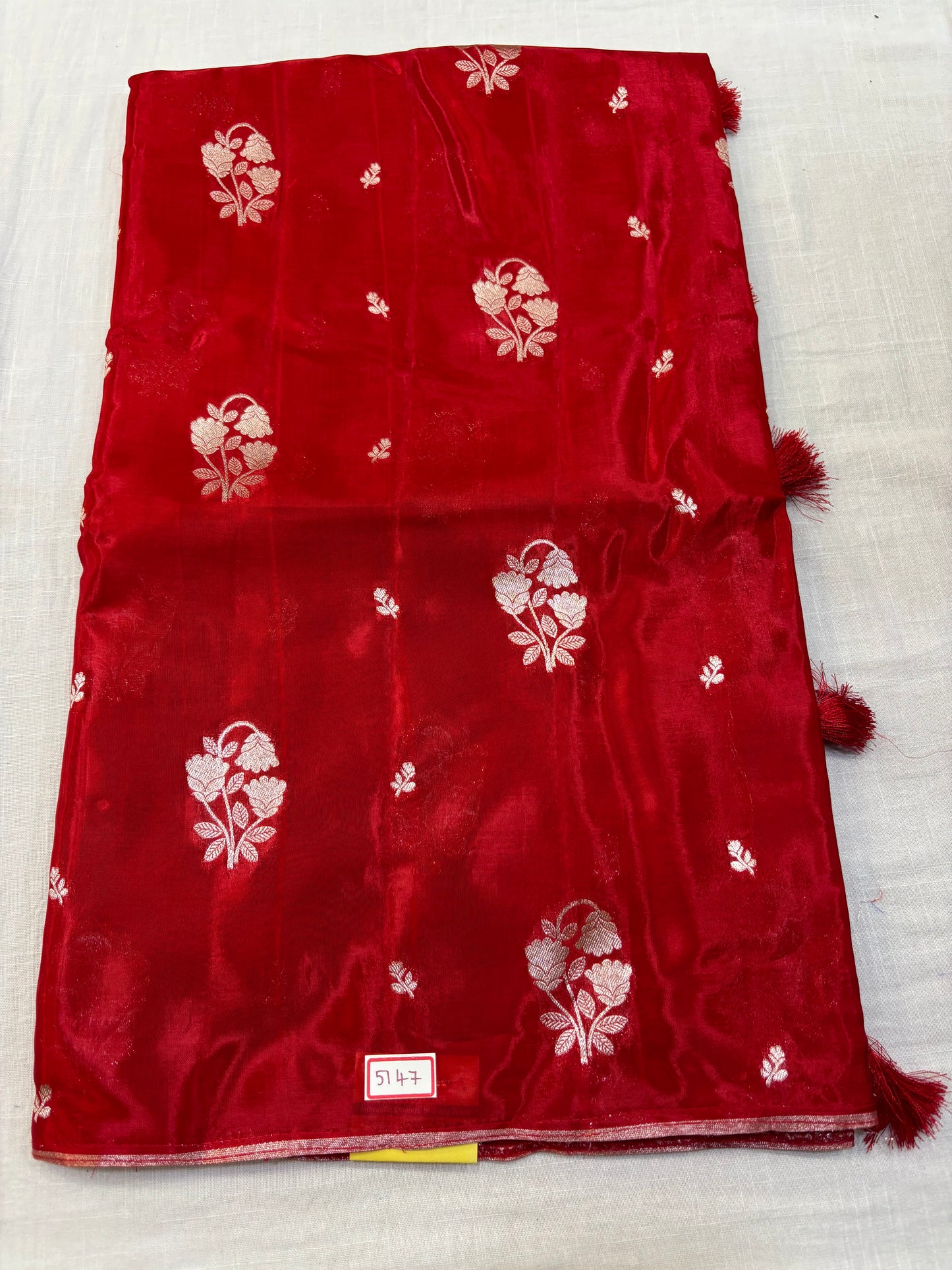 Banaras HO saree
