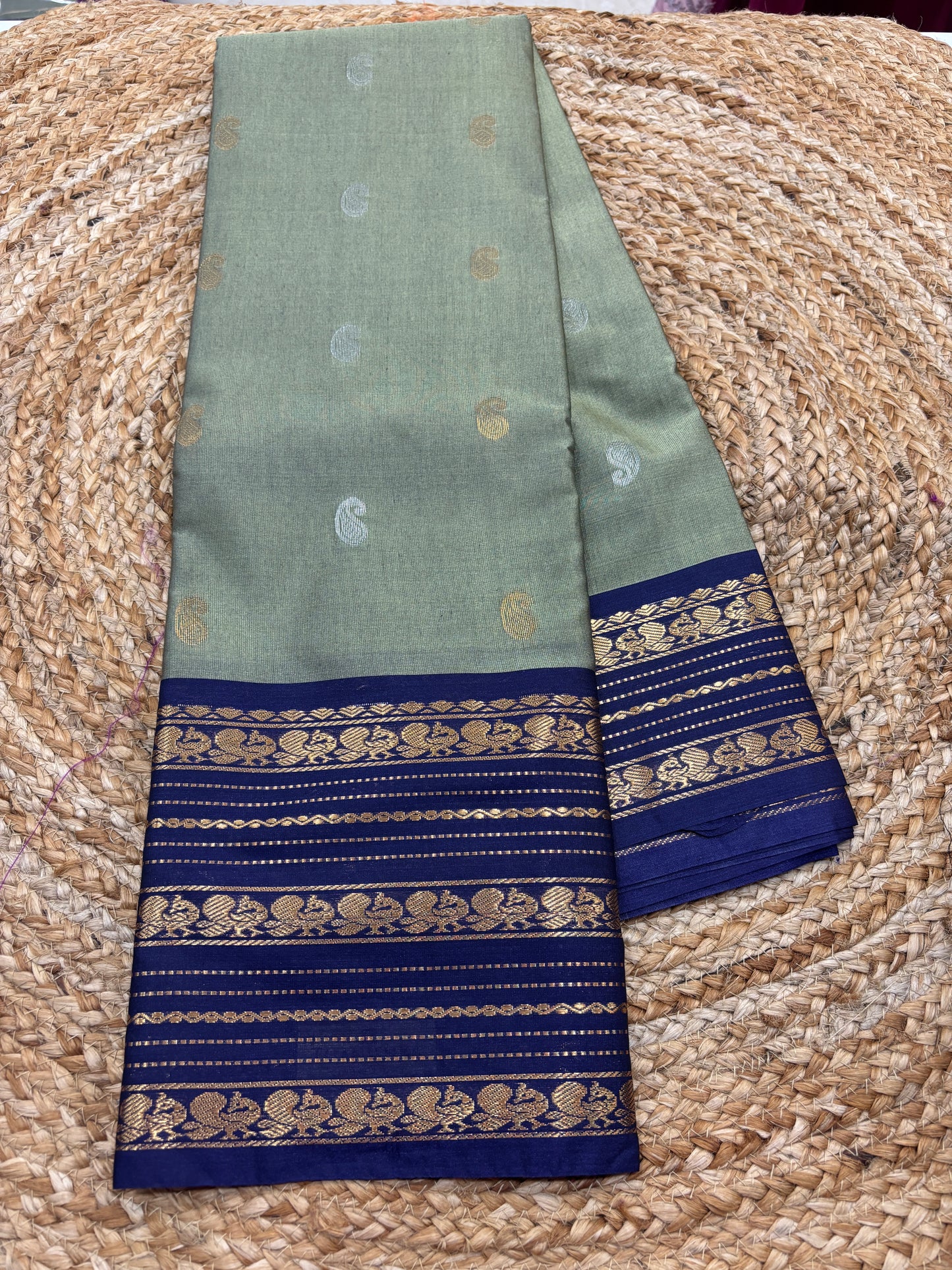 Semi Gadwal Vintage style sarees