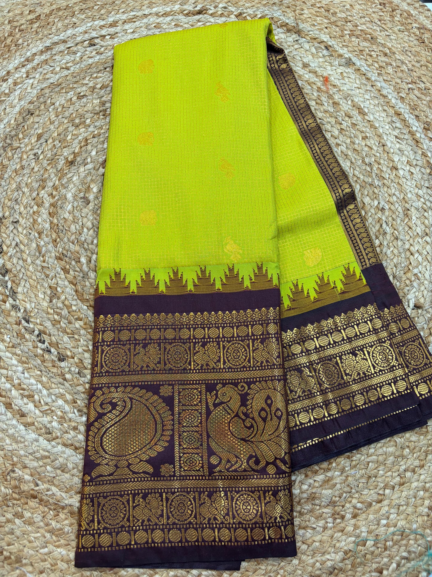 Semi Gadwal Checks Silk Saree