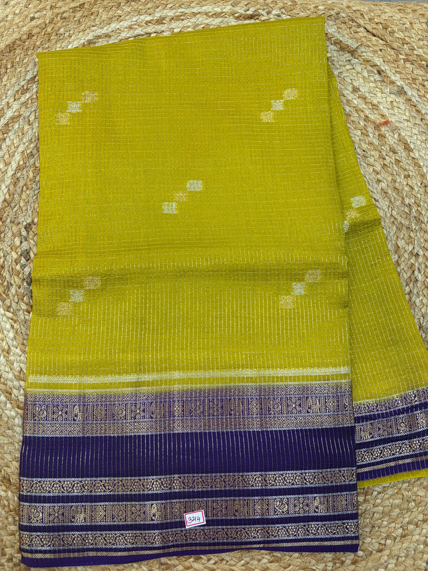 Russian Crepe Checks saree