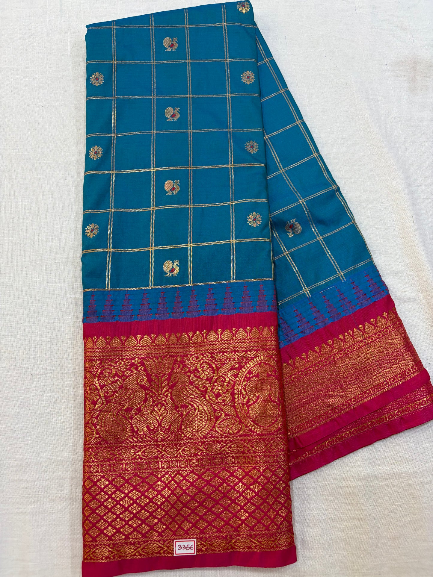 Semi Gadwal Checks Saree