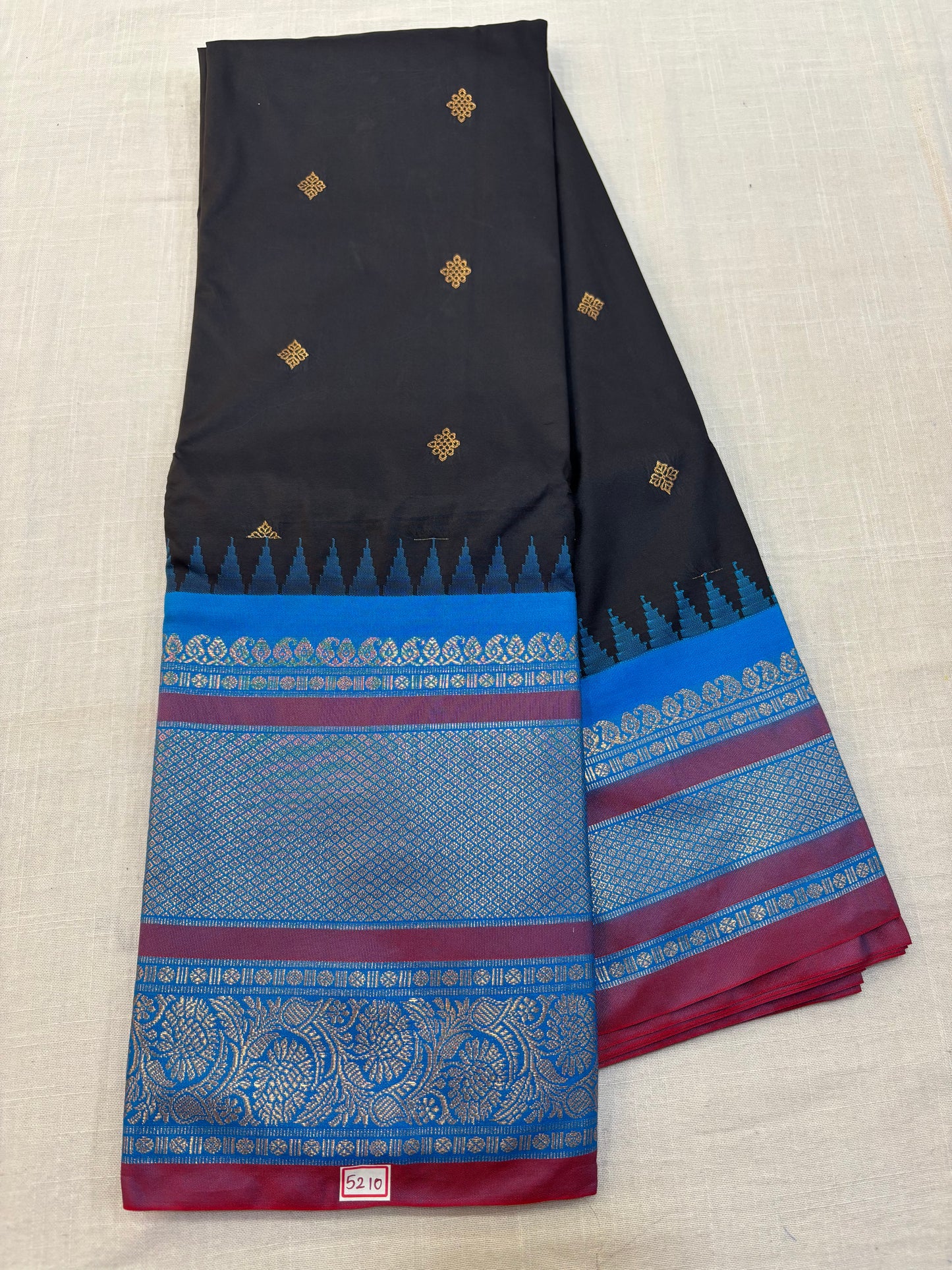 Semi Gadwal saree