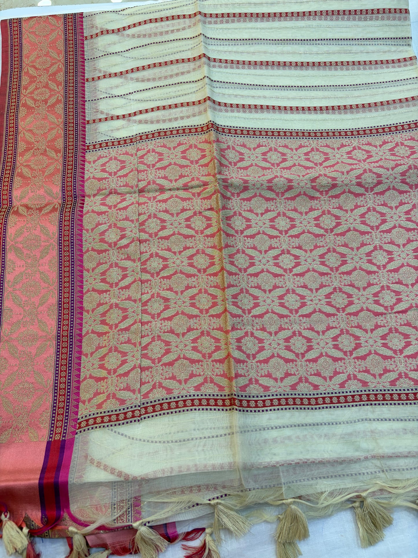 Kora Saree