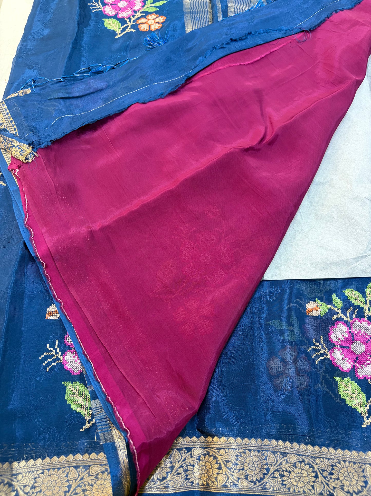 HO Satin Pattitpoint Embroidery Sarees