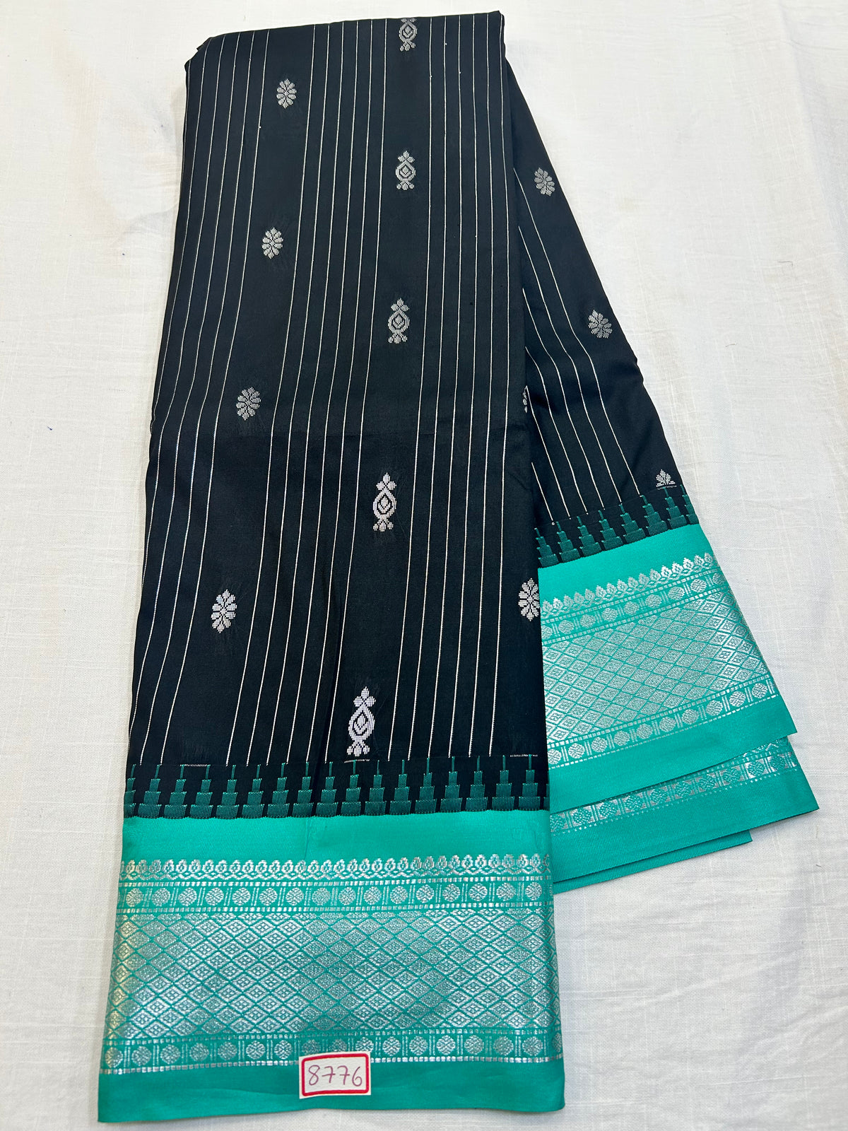 Semi Gadwal silk small Border