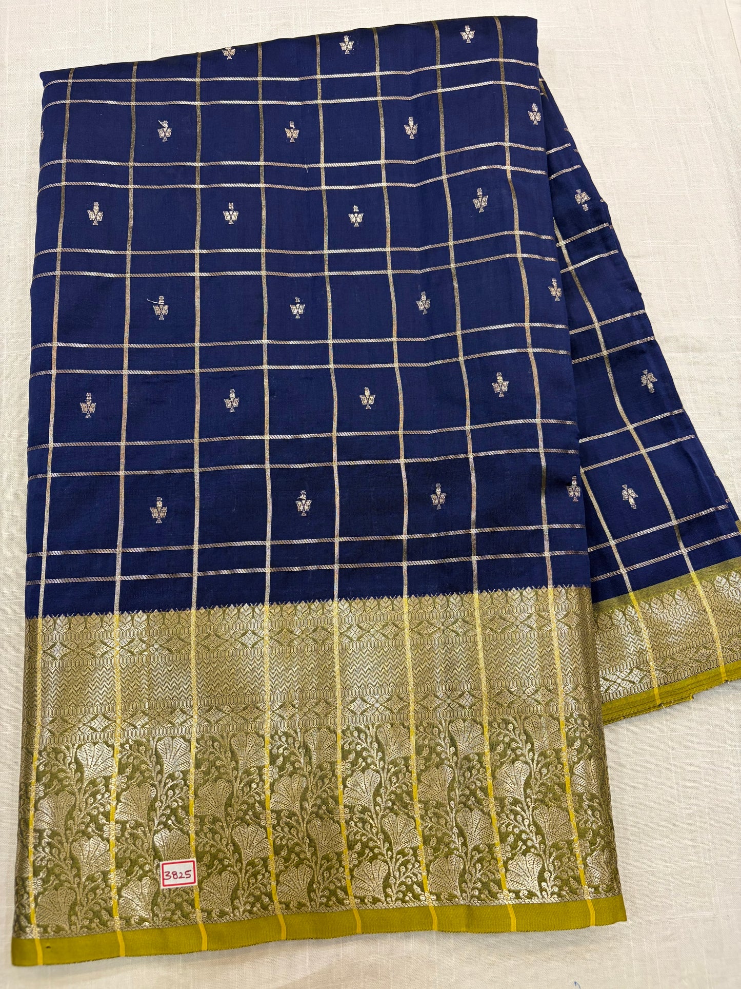 Kashika Pattu - Venkatagiri Design