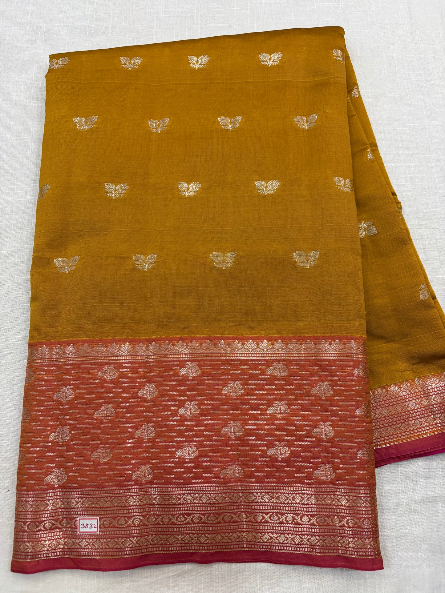 Kashika Pattu - Venkatagiri Design