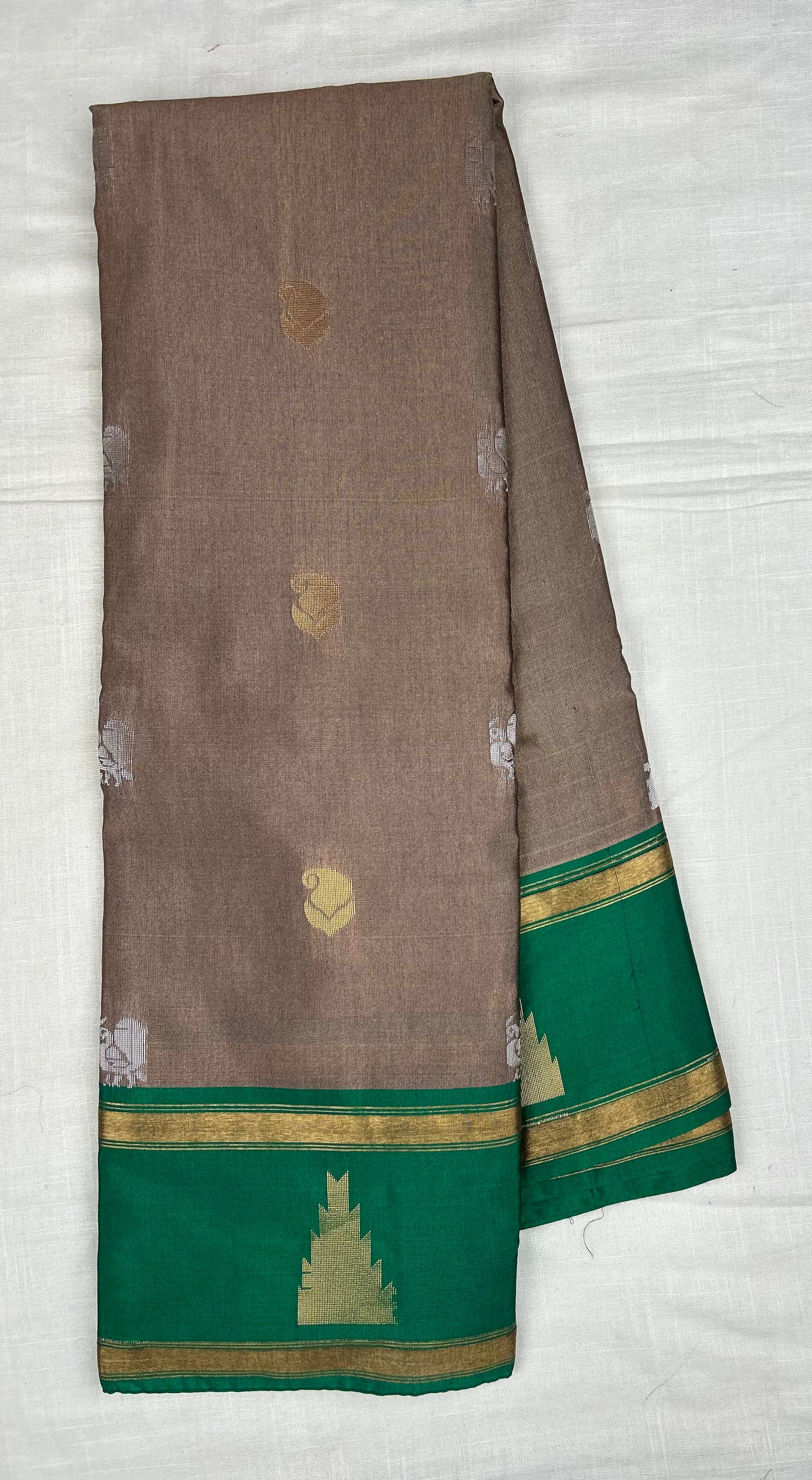 Semi Gadwal Vintage Saree