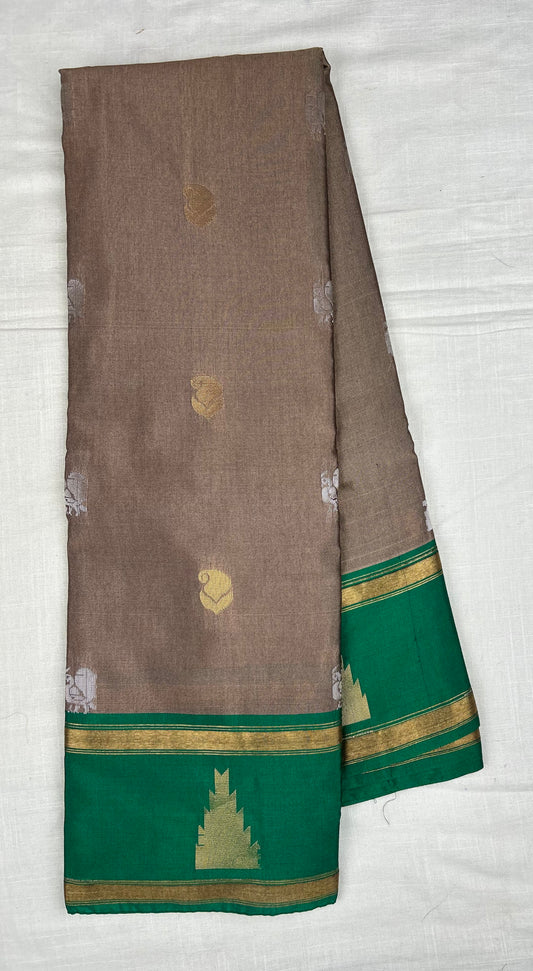 Semi Gadwal Vintage Saree