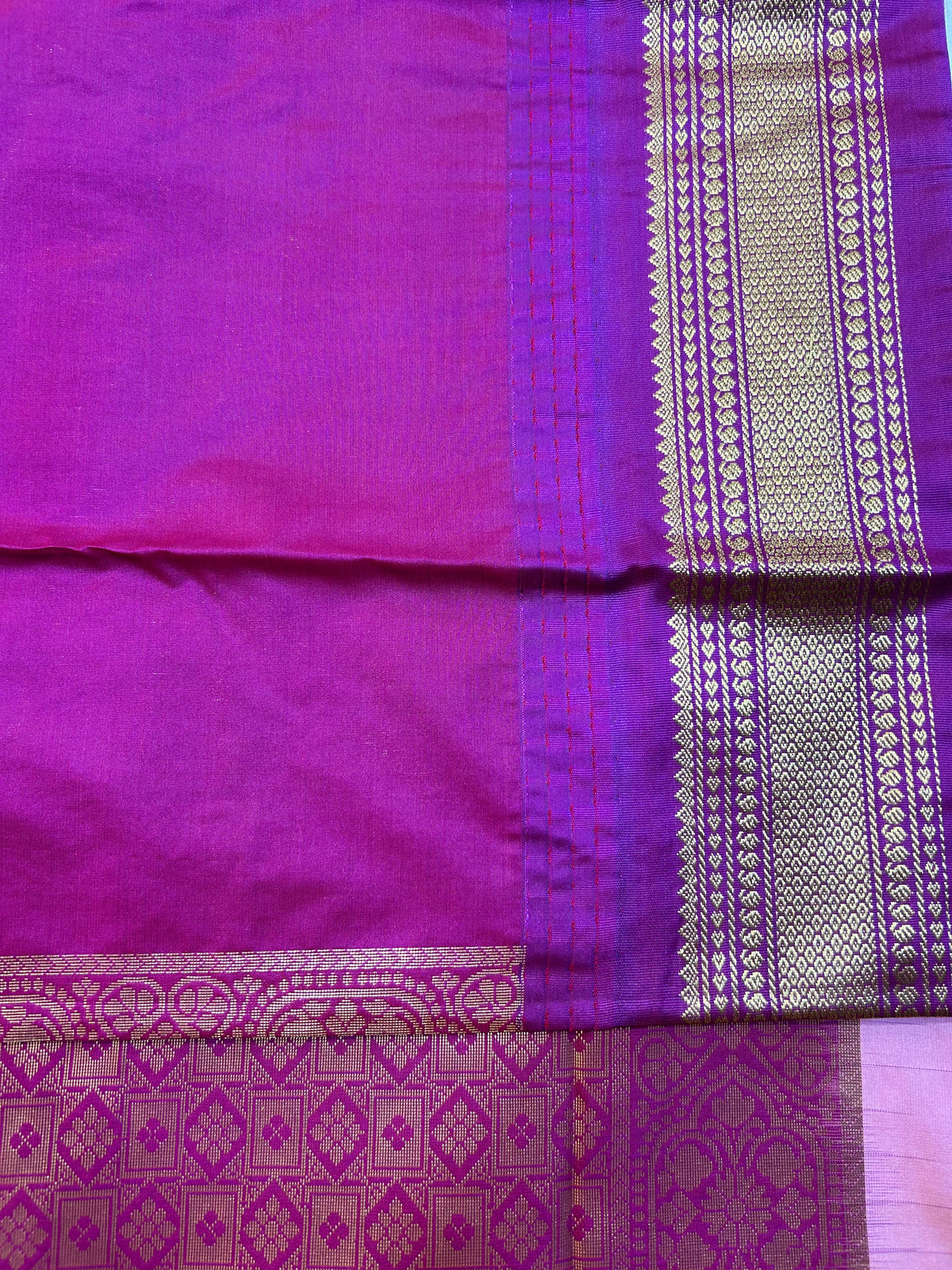Semi Gadwal Checks Saree