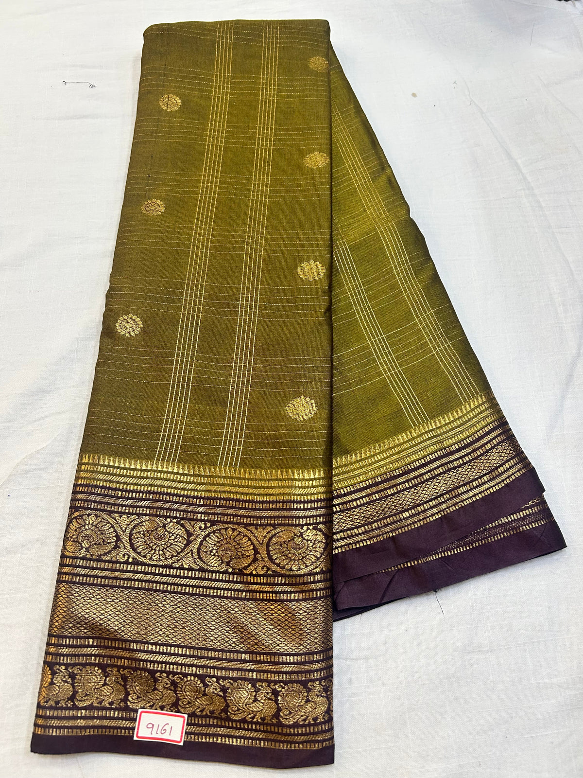 Semi Gadwal Sico Small border Saree