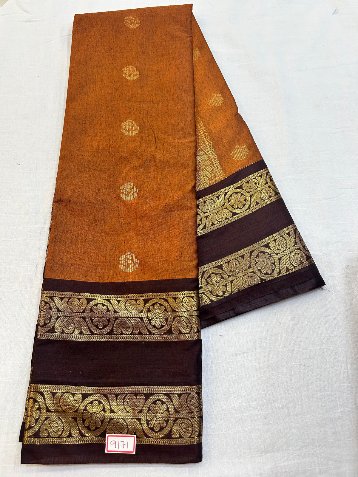 Semi Gadwal Sico Small border Saree