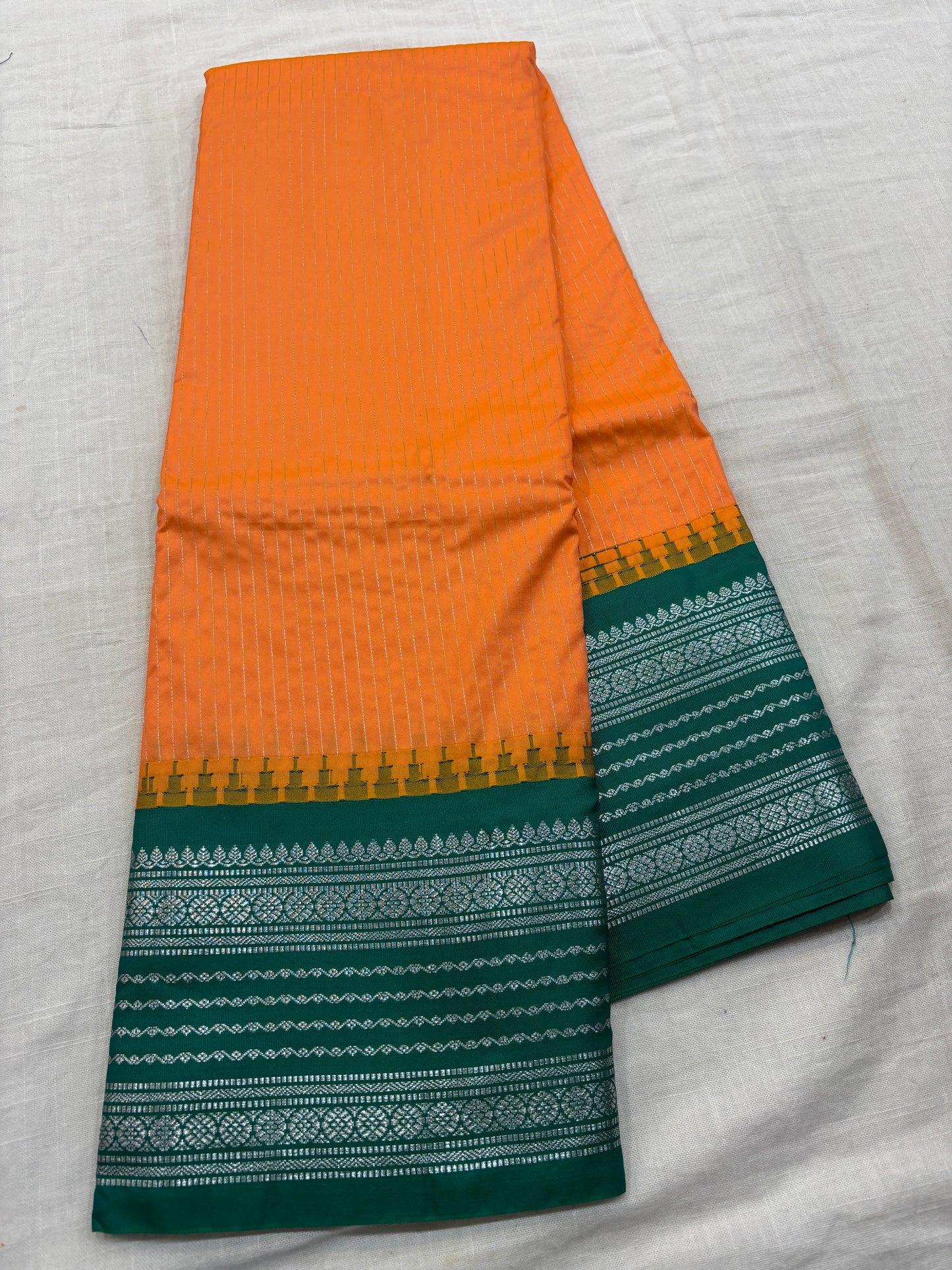 Semi Gadwal Small Border Silk Saree