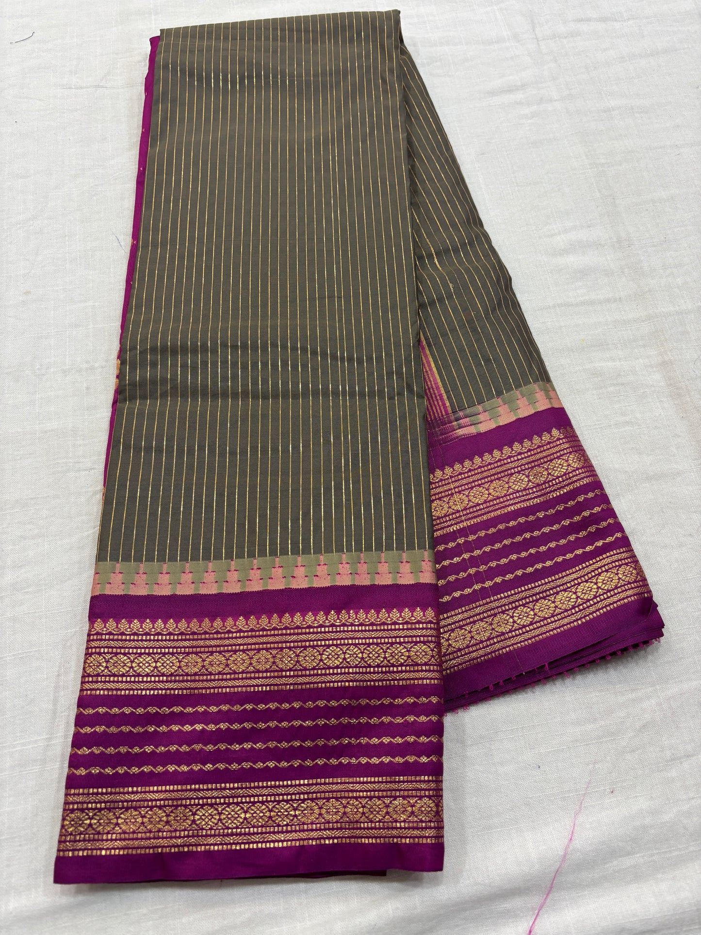 Semi Gadwal Small Border Silk Saree