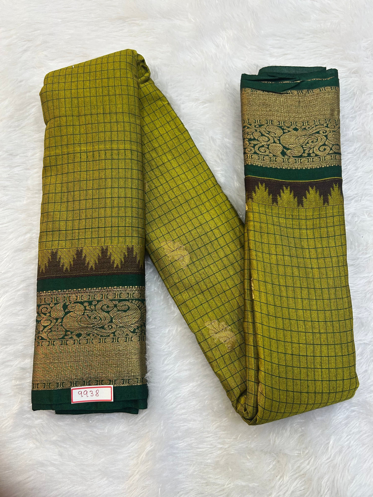 Semi Gadwal Sico Small Border Saree