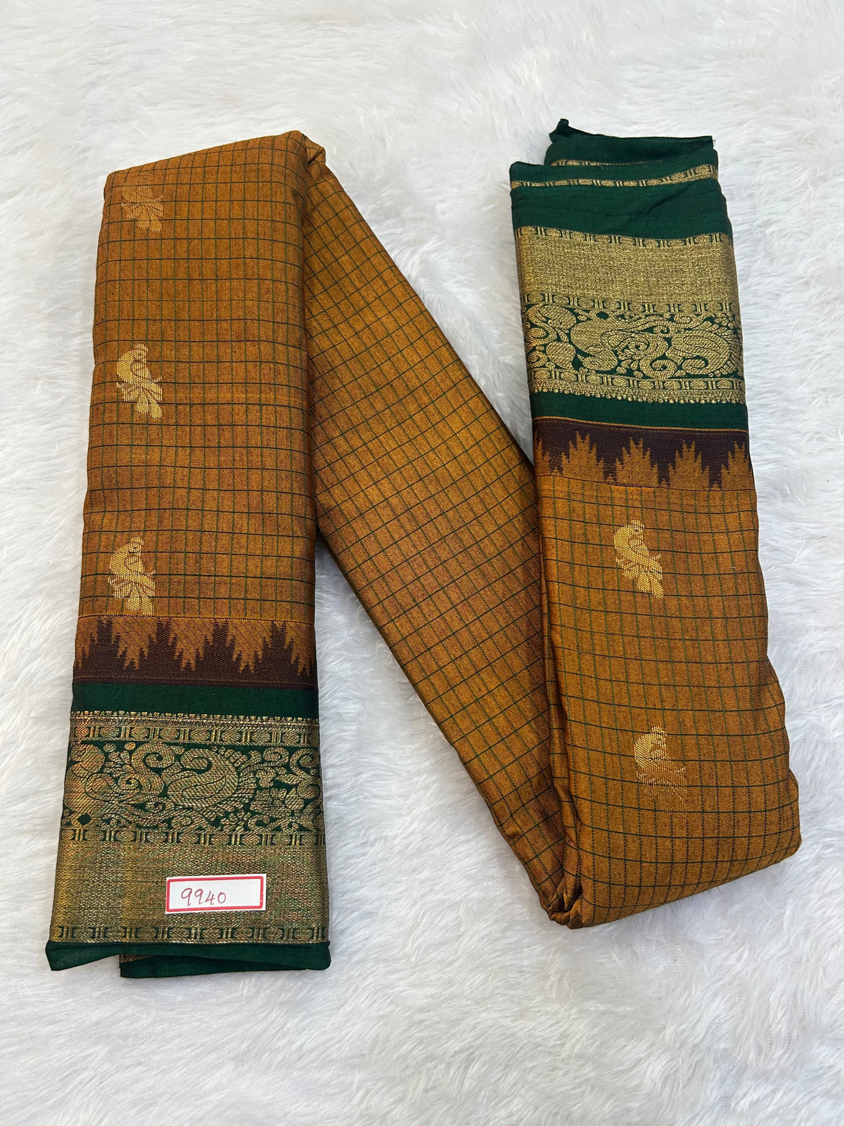 Semi Gadwal Sico Small Border Saree