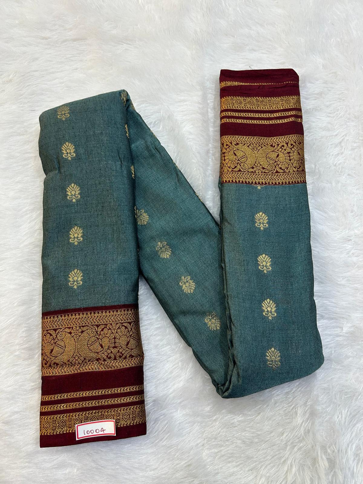 Semi Gadwal Sico Small Border Saree