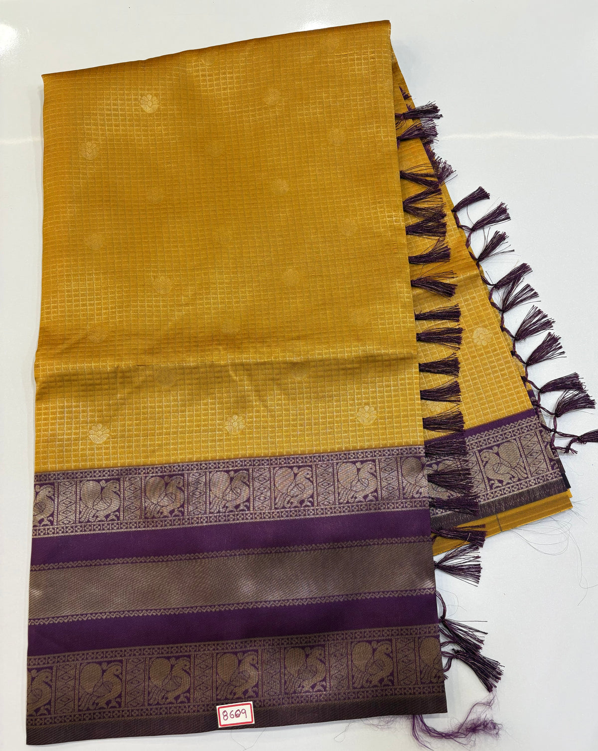 Vintage Pattu Saree Checks