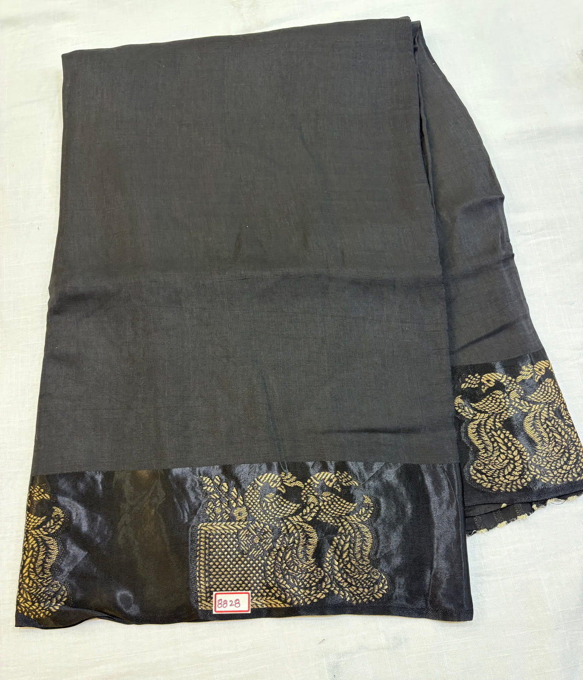 HO Saree