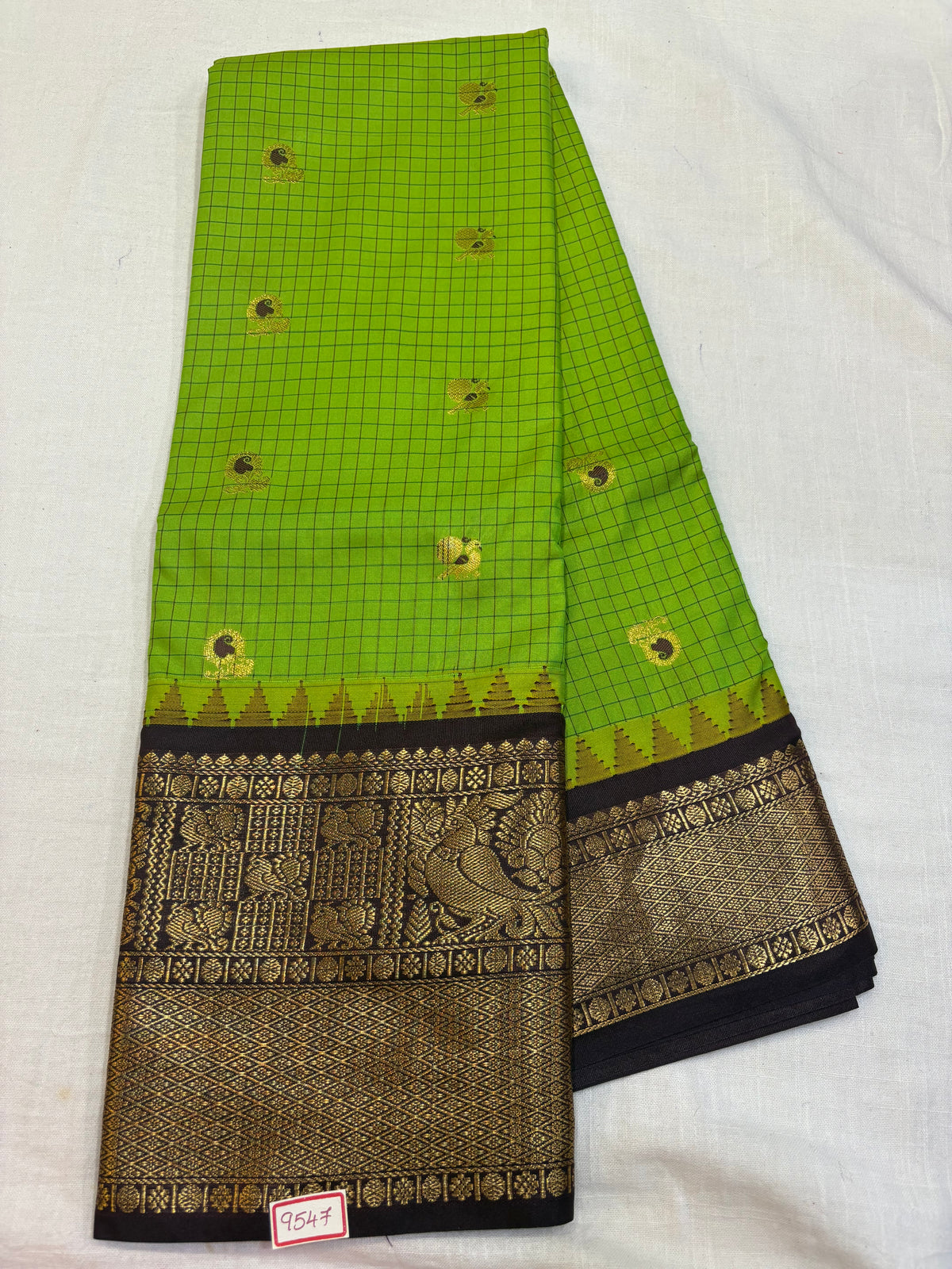 Semi Gadwal Silk Checks Sarees