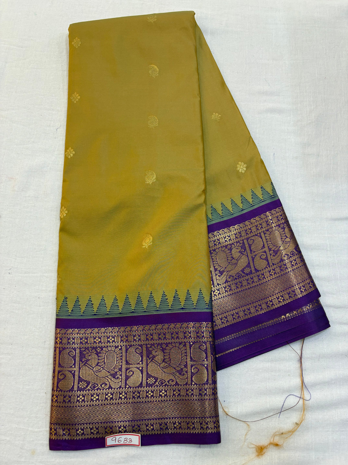 Semi Gadwal silk small border Saree