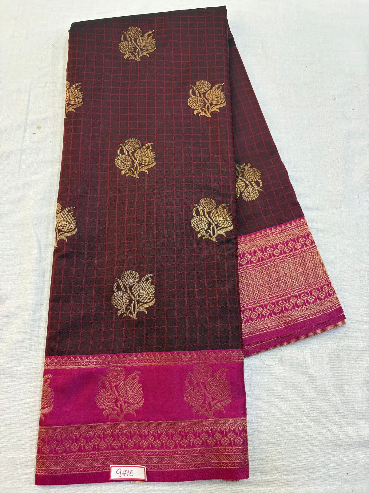 Kashika Pattu - Checks with Gap Border