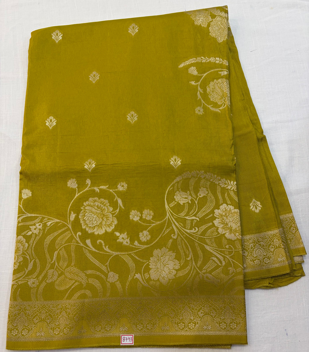 Russian Crepe All over design Saree