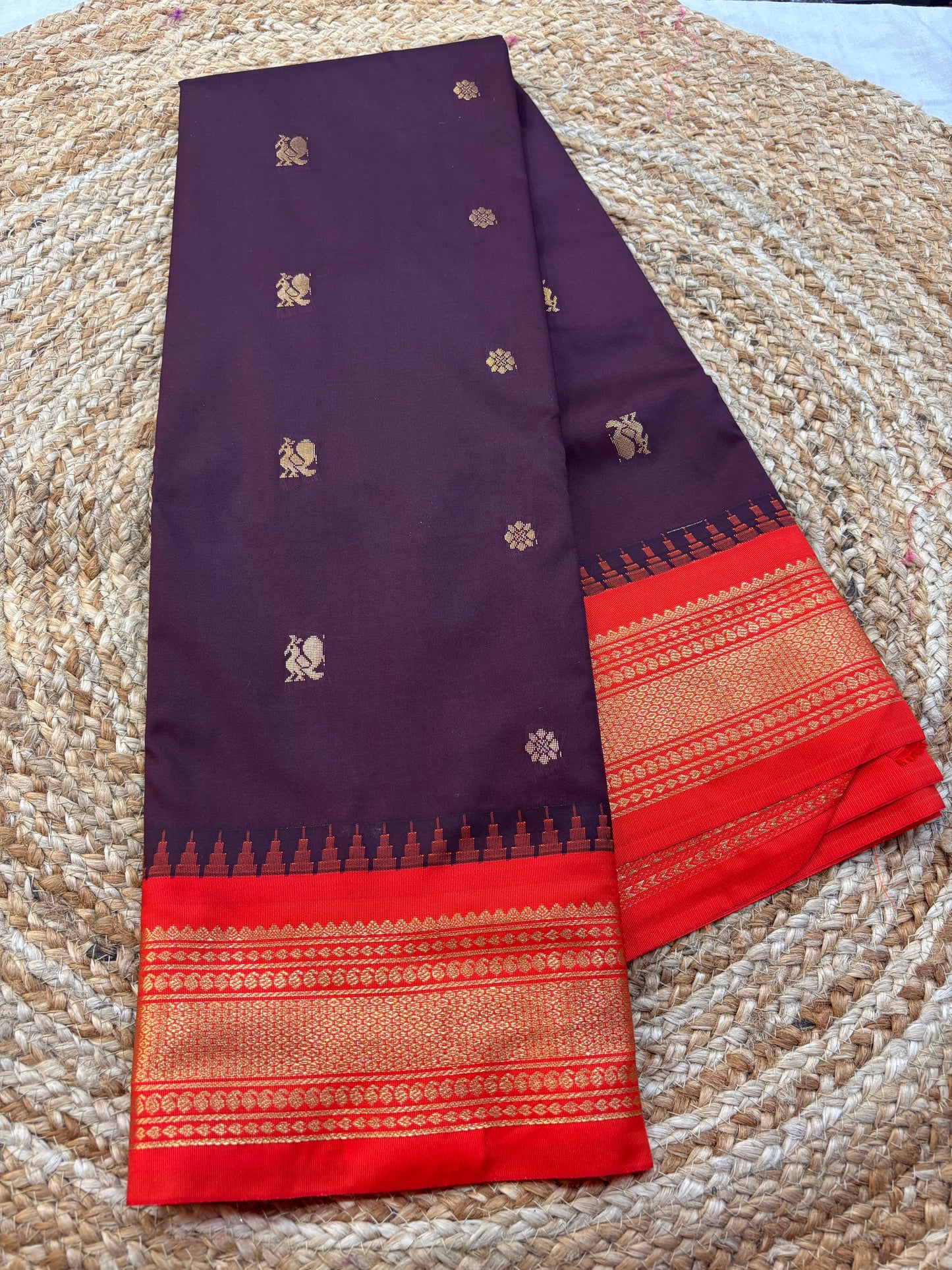 Semi Gadwal Small Border Silk Saree