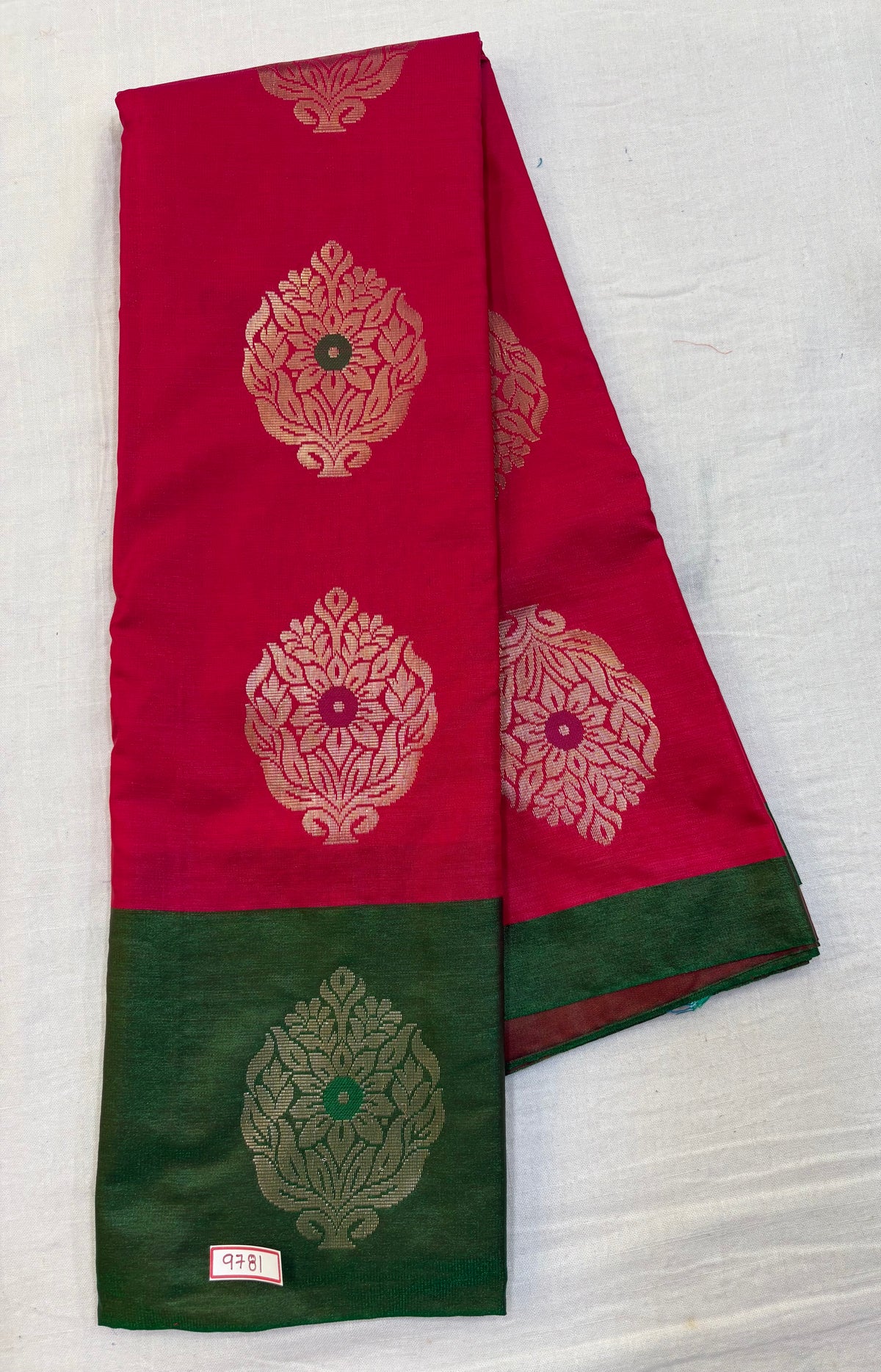 Semi Uppada Saree - Borderless Design
